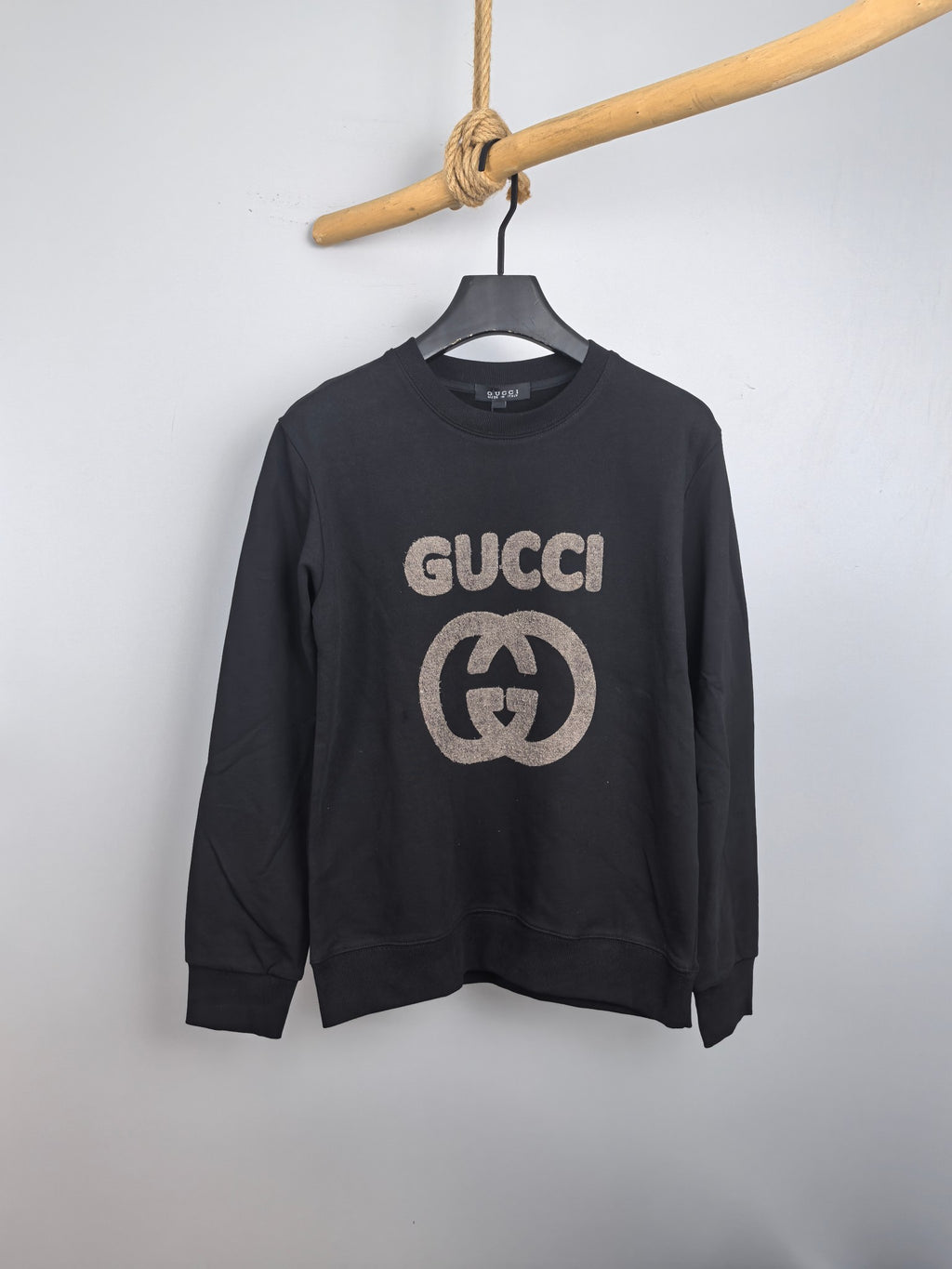 Gucci long-sleeve sweatshirt in dark gray with GUCCI graphic front print