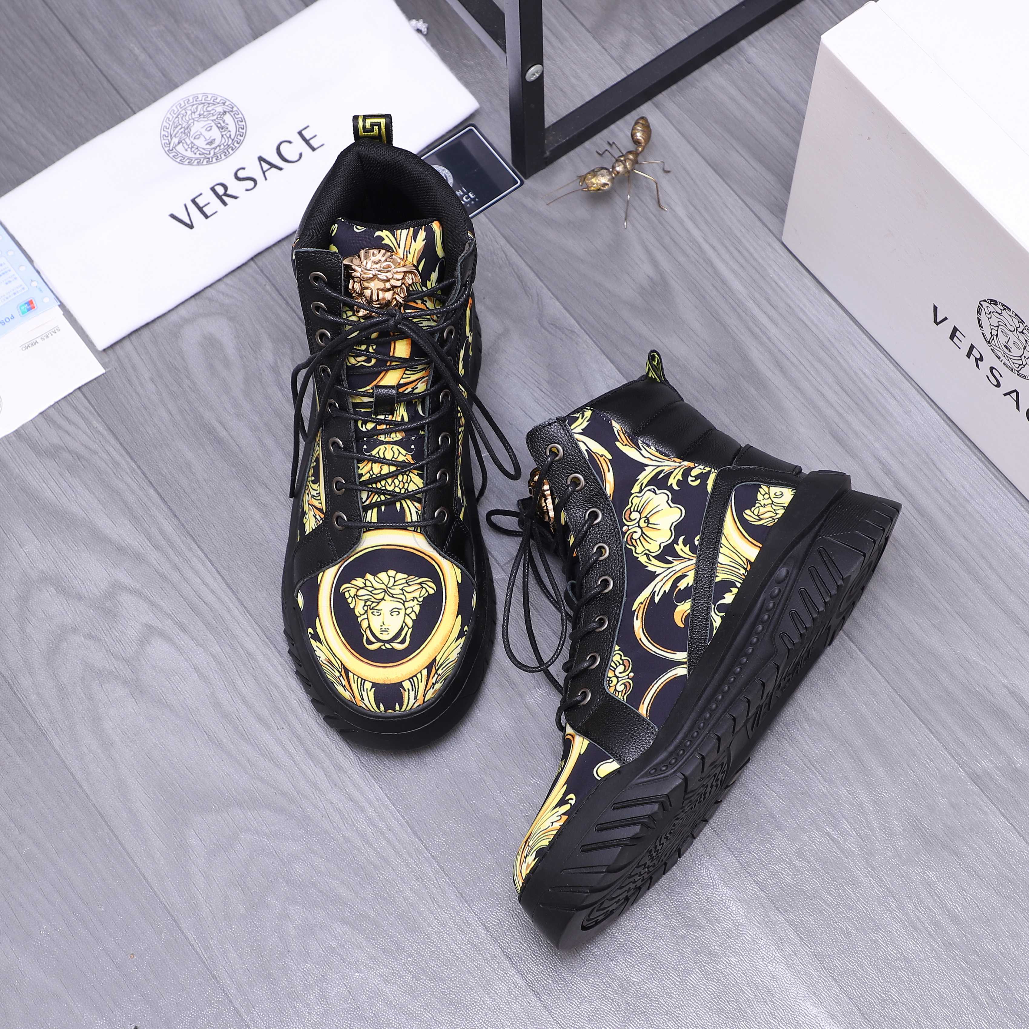 Luxury Shoes Versace