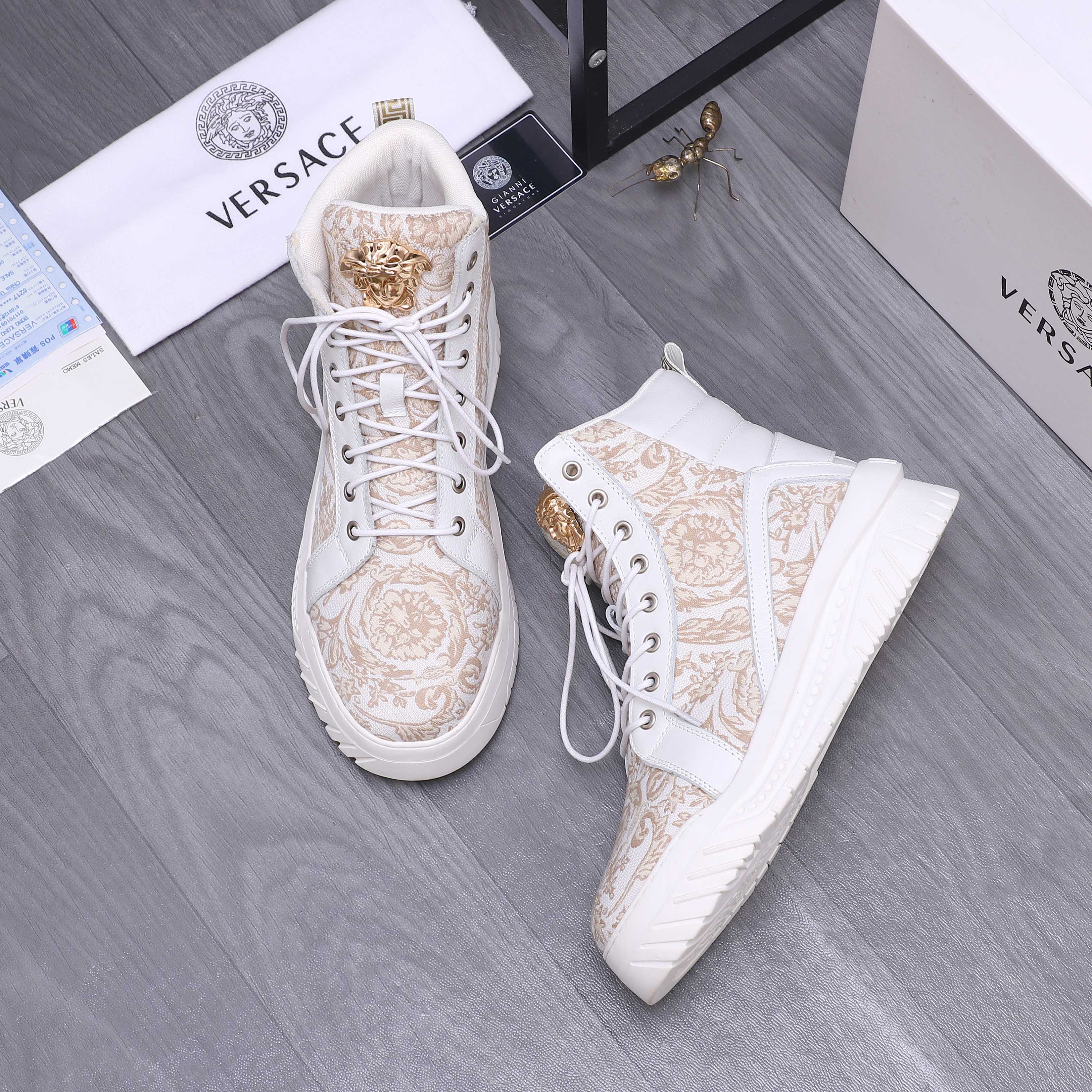 Luxury Shoes Versace