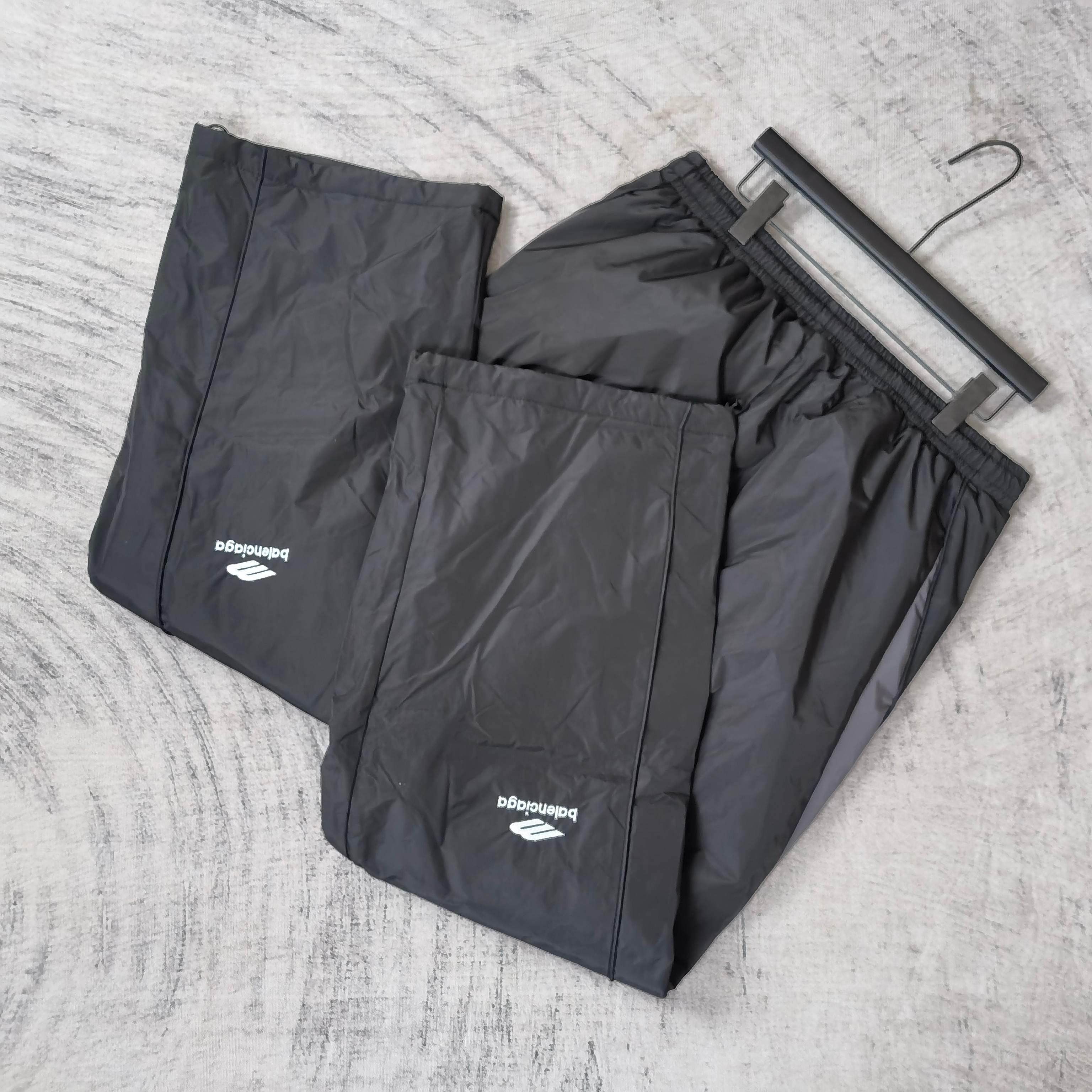 Clothes Balenciaga pants