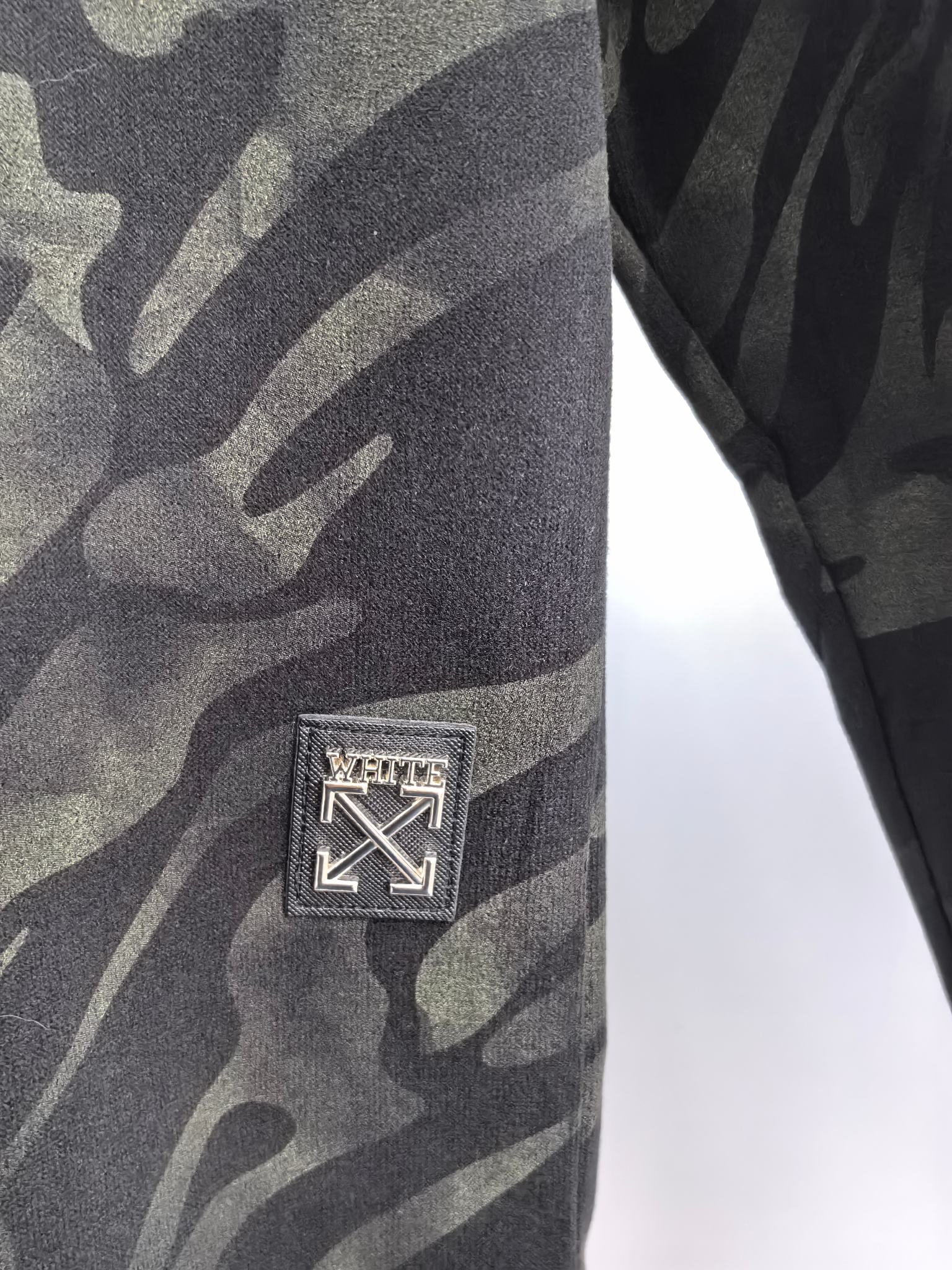 Camo crewneck sweatshirt with rectangular logo patch on sleeve, dark gray