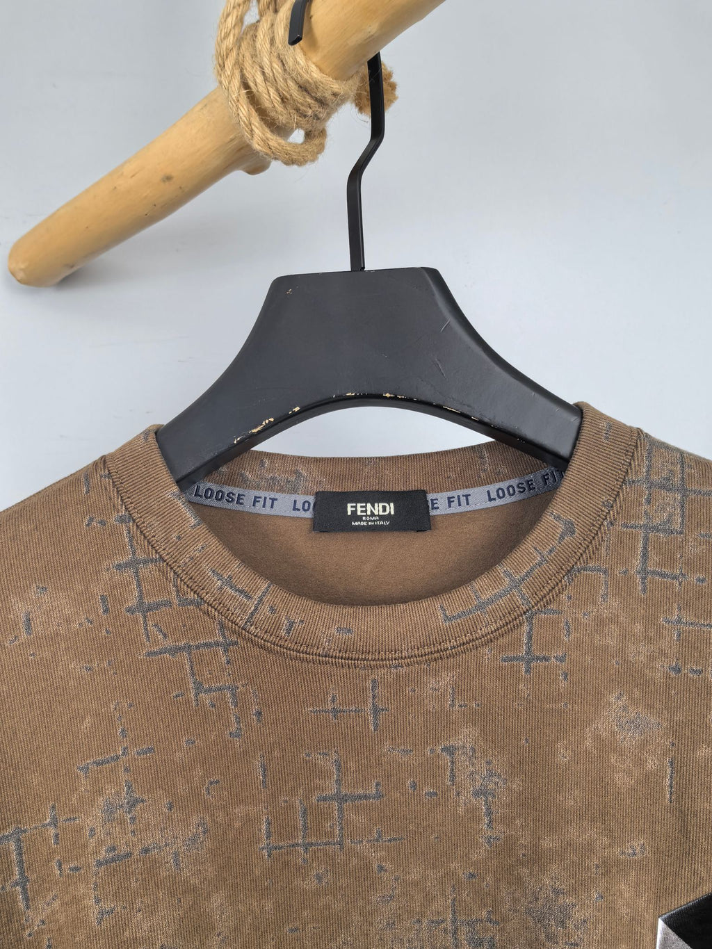 Fendi long-sleeve sweatshirt neckline with ribbed crew collar and blue pattern