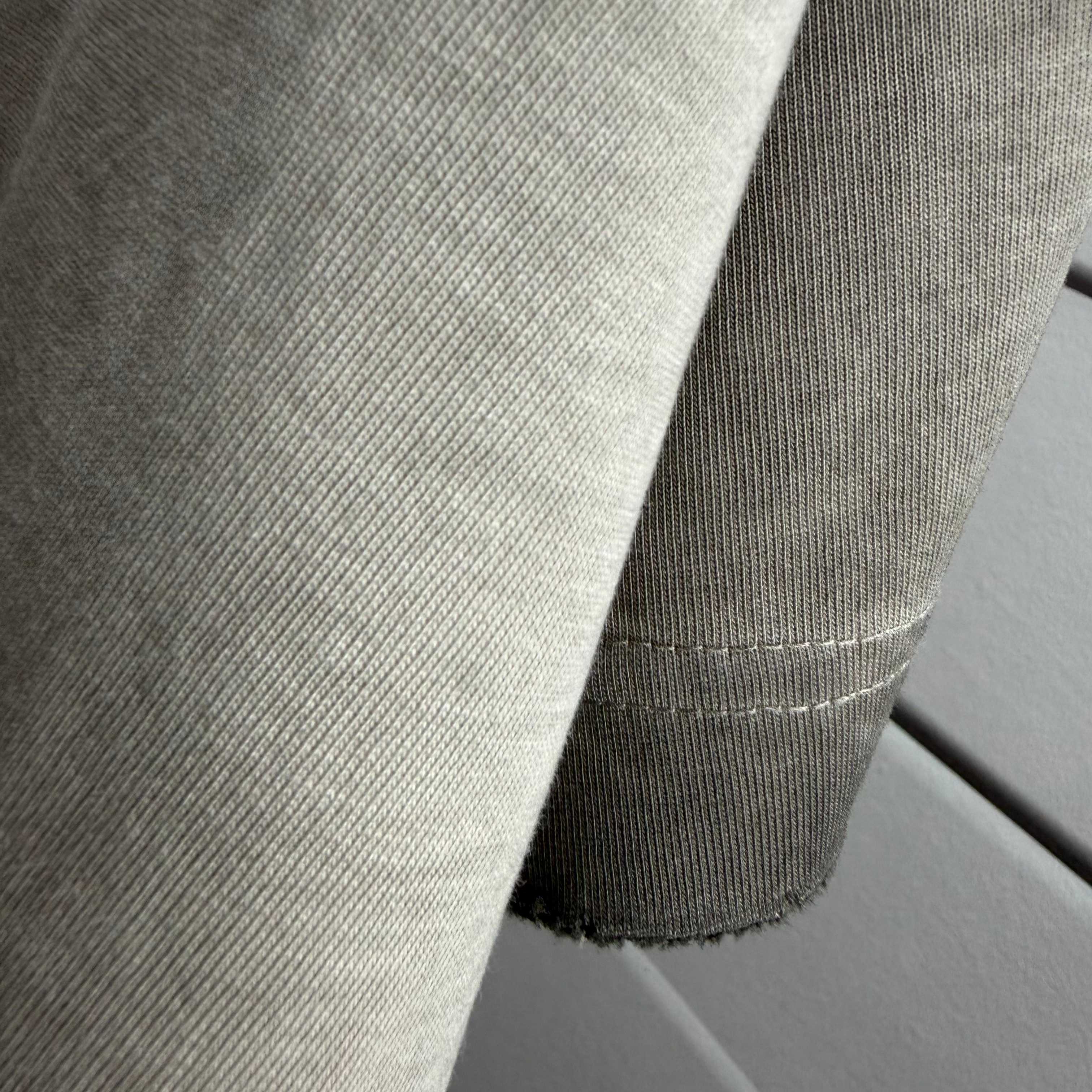 Dior short-sleeve T-shirt sleeve seam and ribbed hem detail in heather gray