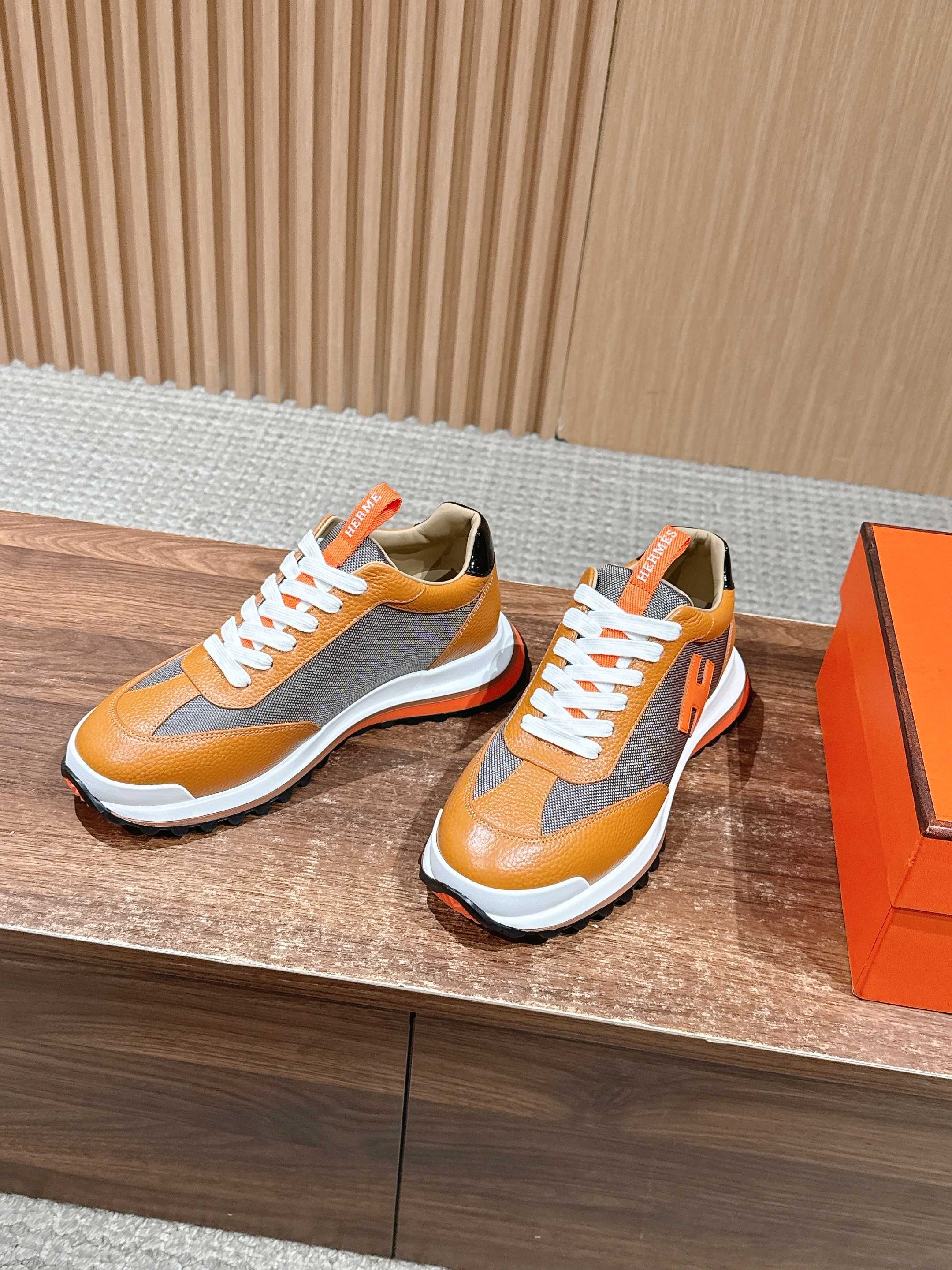Luxury Shoes Hermes Unisex