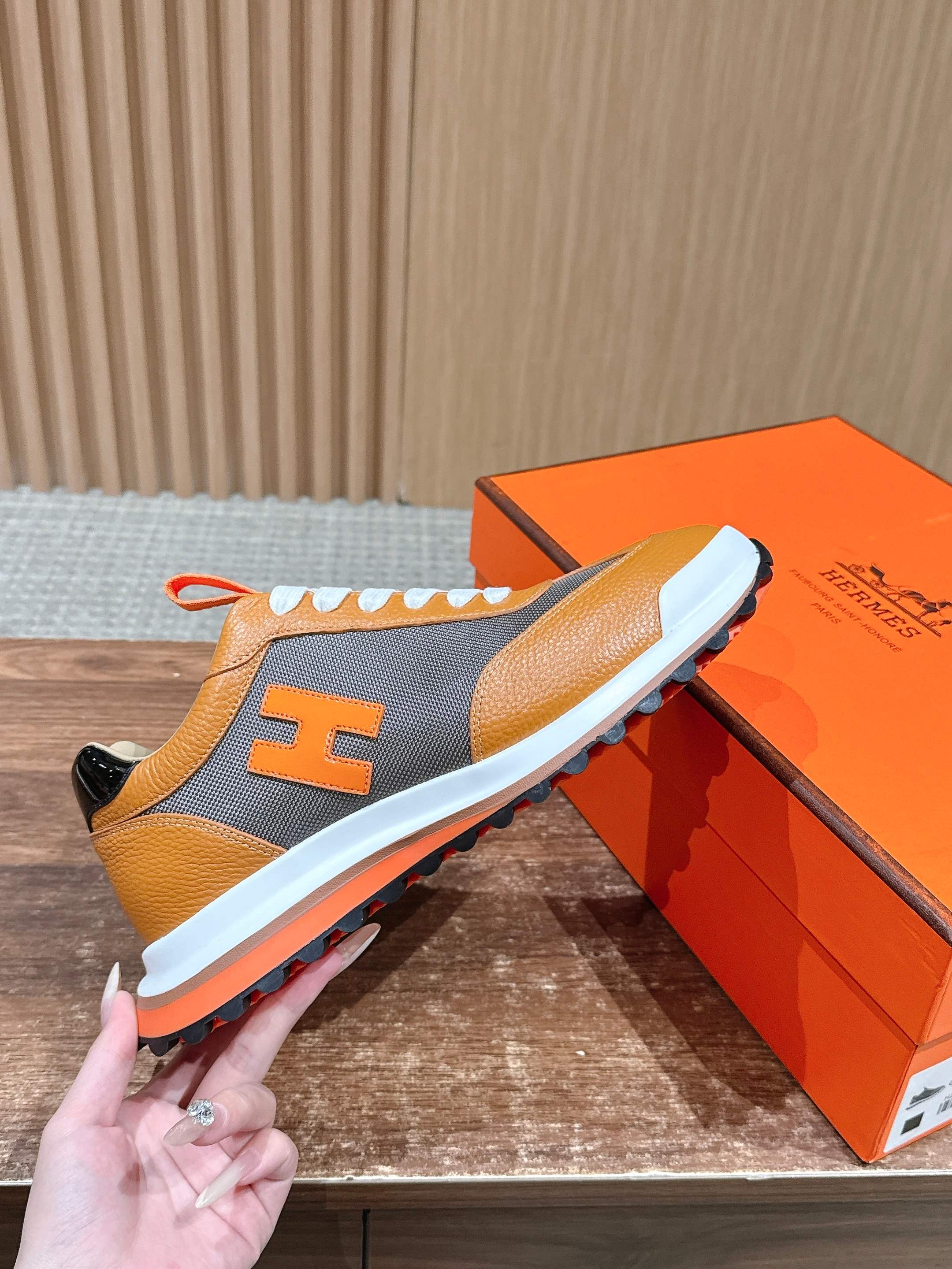 Luxury Shoes Hermes Unisex