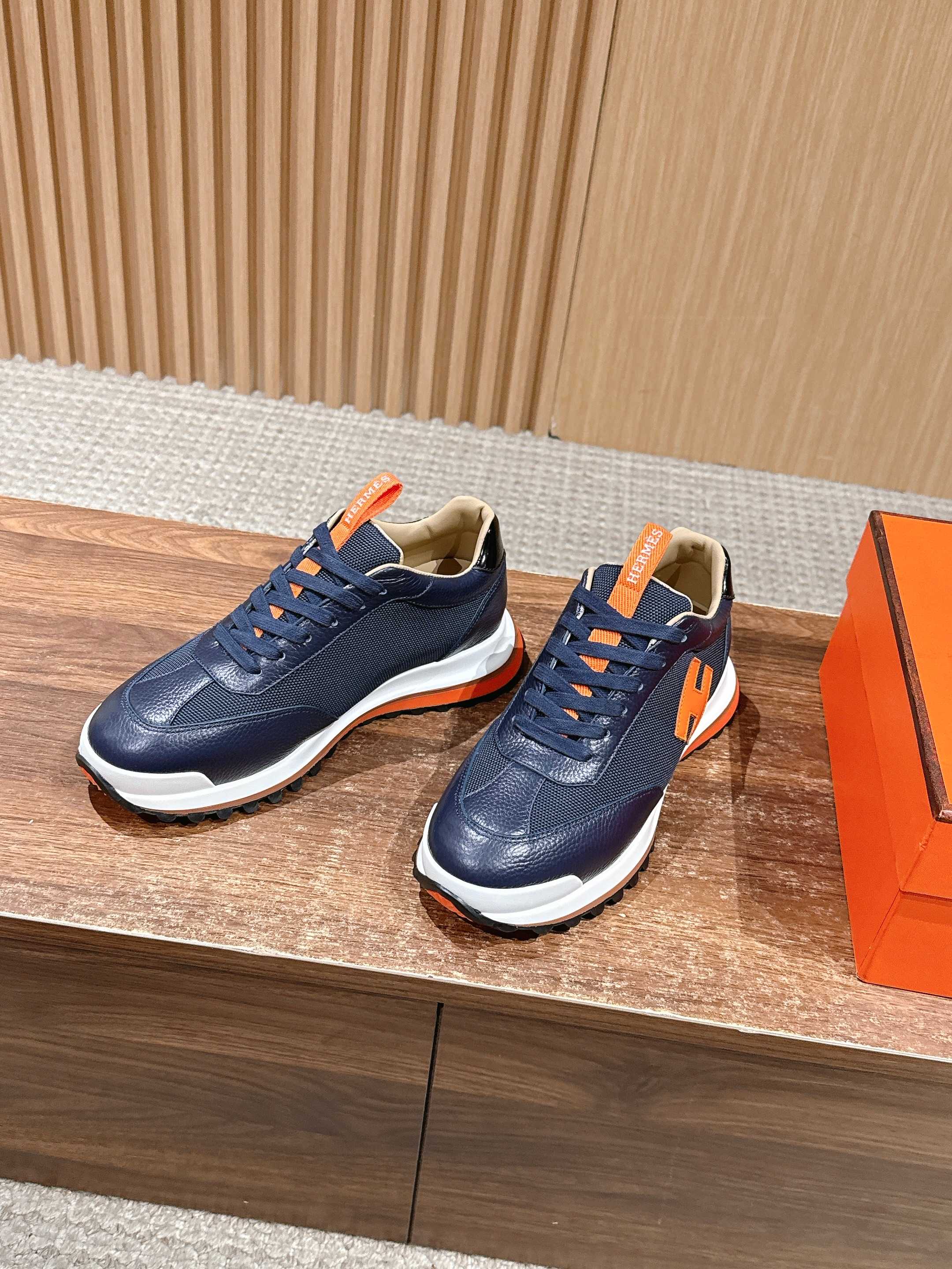 Luxury Shoes Hermes Unisex
