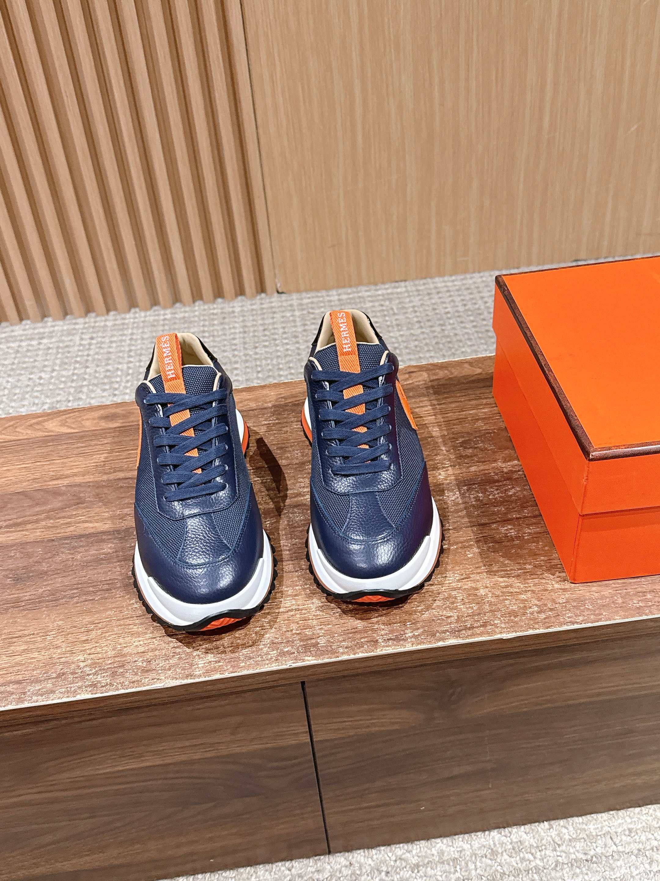 Luxury Shoes Hermes Unisex