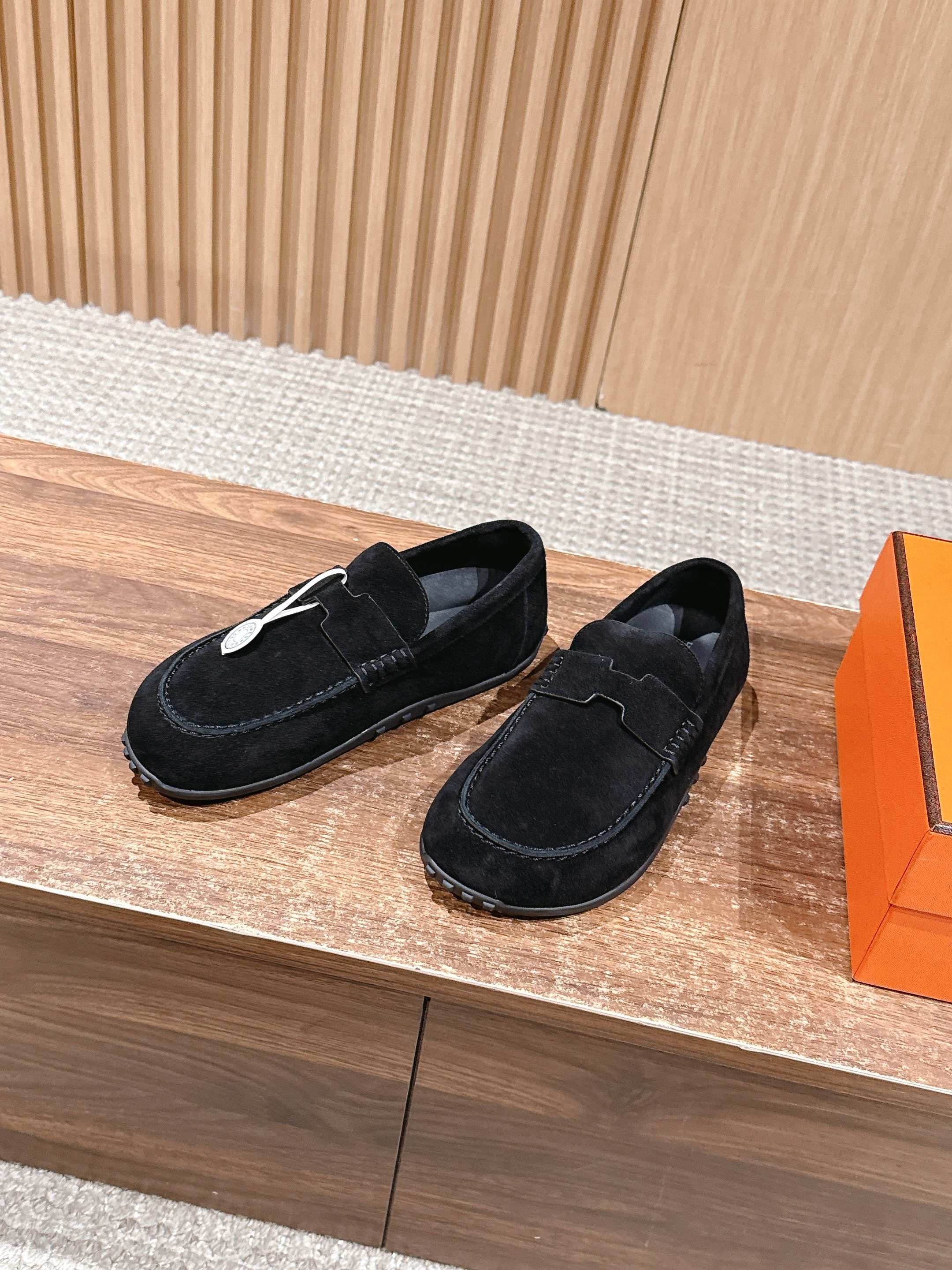 Luxury Shoes Hermes Unisex