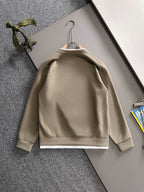 Beige crewneck sweatshirt, plain back, long sleeves