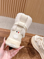 Moncler cream shearling boots with Velcro strap and tricolor logo patch