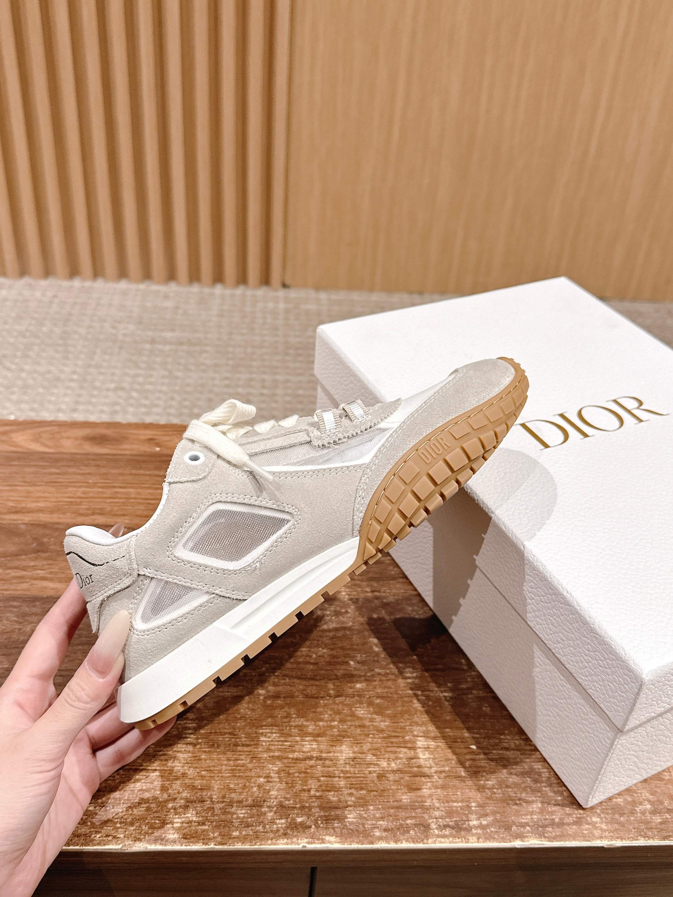 Luxury Shoes Dior Unisex