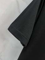 Black T-shirt short sleeve with curved stitched hem