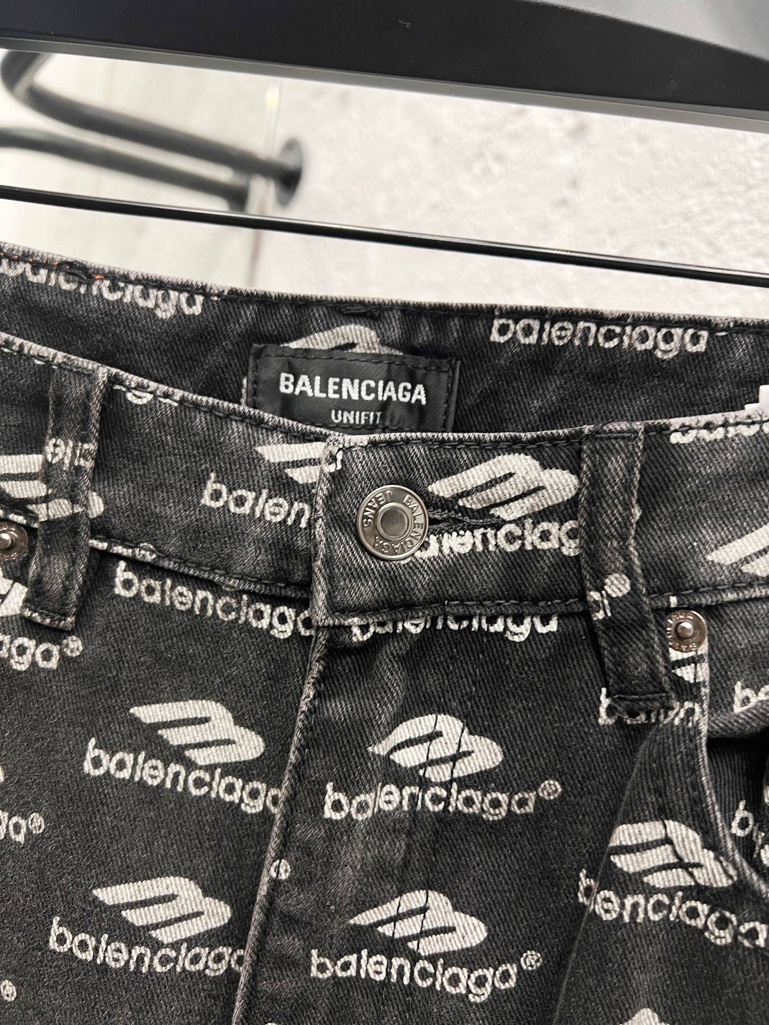 Clothes Balenciaga pants