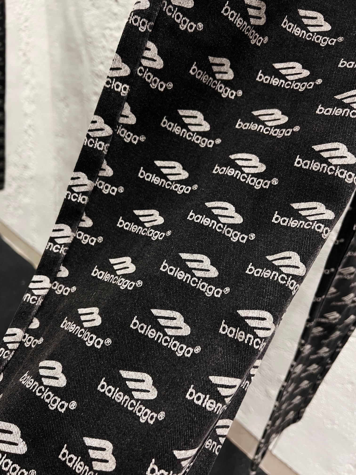 Clothes Balenciaga pants