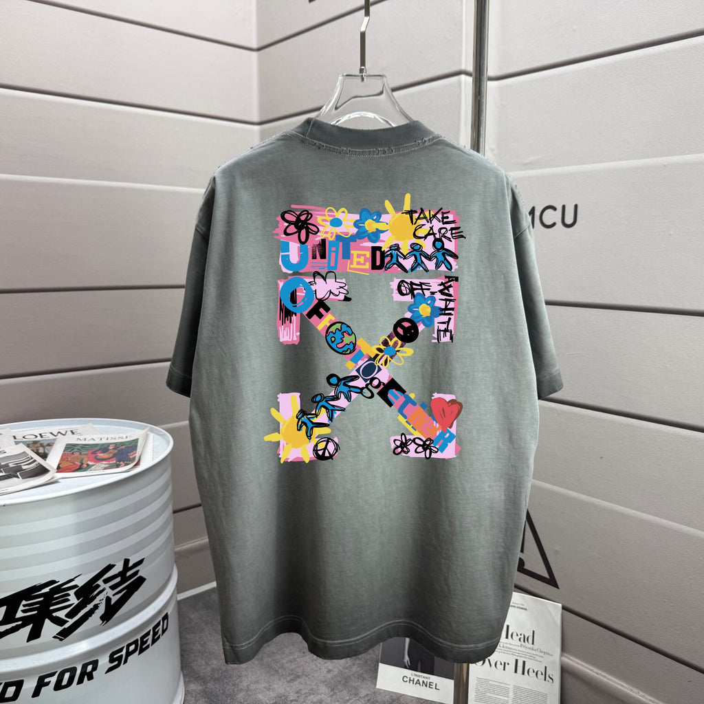 Short-sleeve T-shirt in dark gray with colorful graphic print on the back