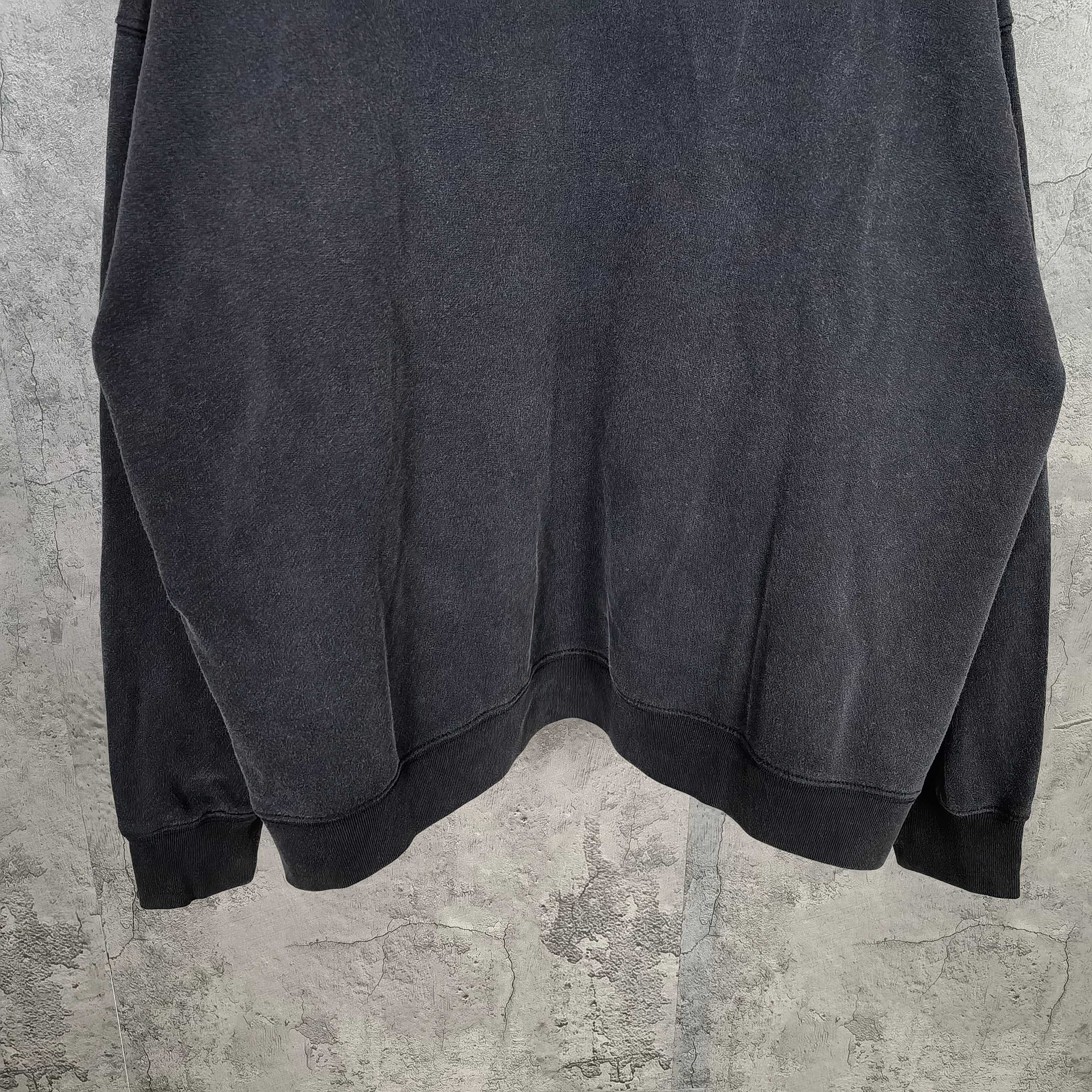 Balenciaga long pullover sweatshirt in dark gray with ribbed cuffs and hem