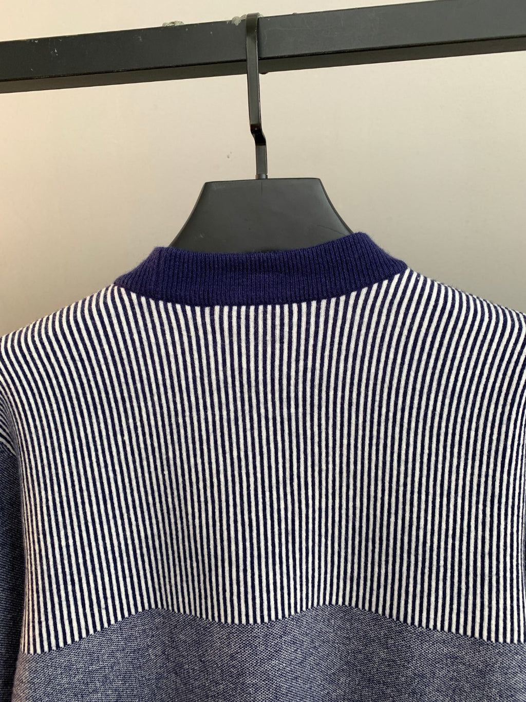 Long cardigan by Gucci with ribbed navy collar and striped back yoke