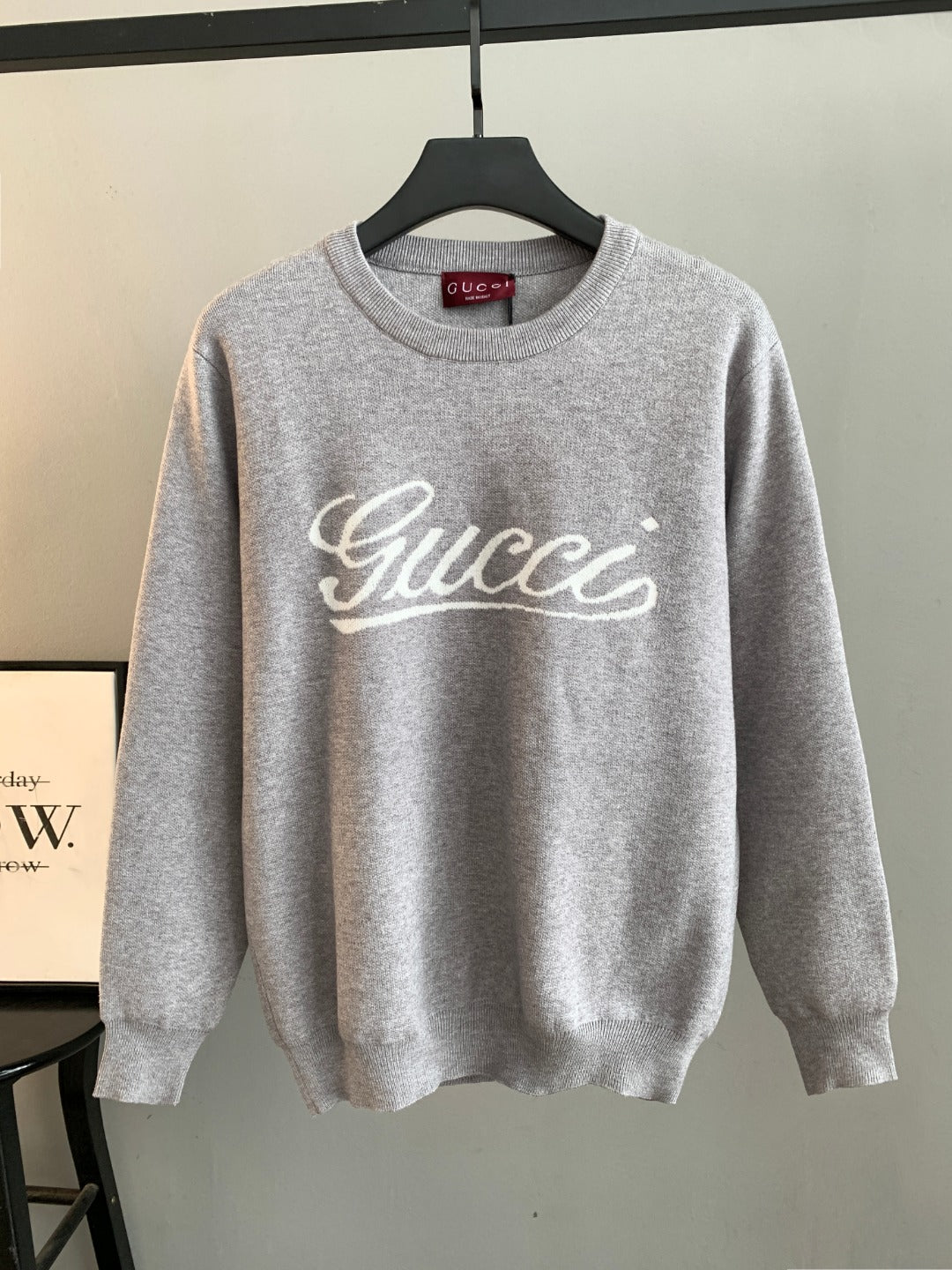 Grey long-sleeve sweatshirt with Gucci script logo