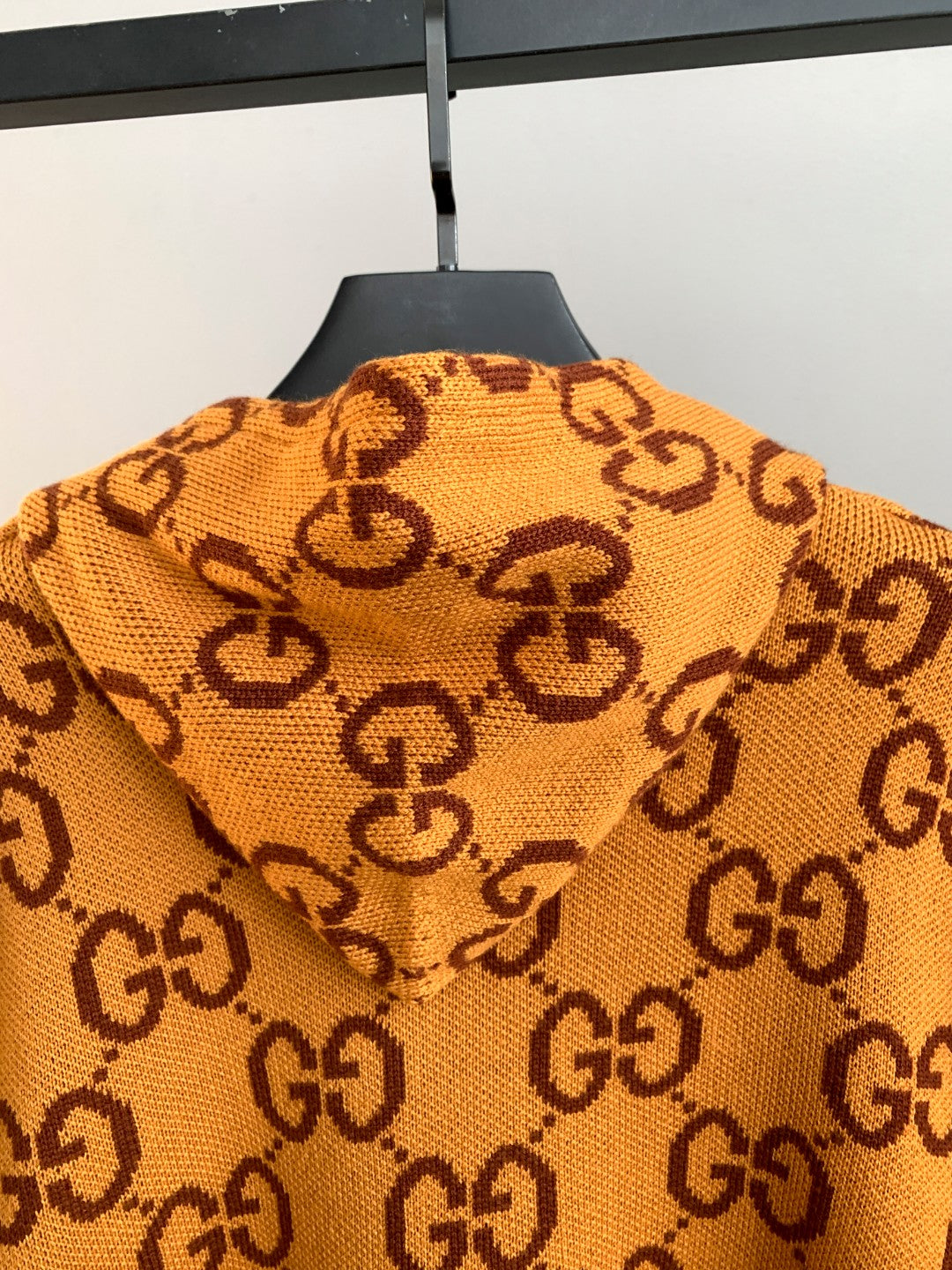Gucci GG monogram knit sweater back view, orange knit pattern