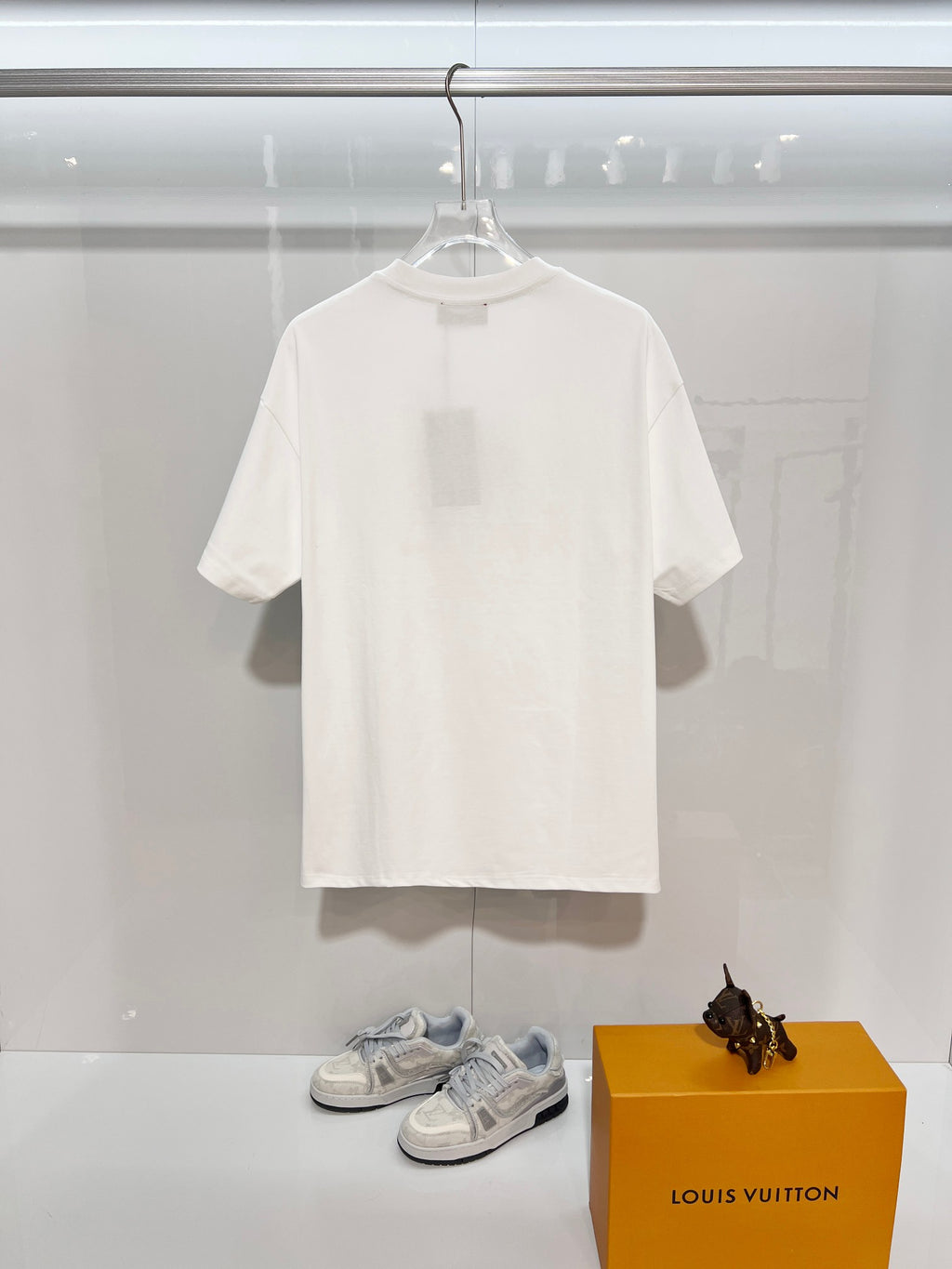 White Gucci crewneck short-sleeve T-shirt, plain front view