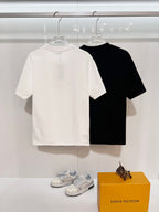 Pair of short-sleeve T-shirts, white and black, crew neck, straight hem