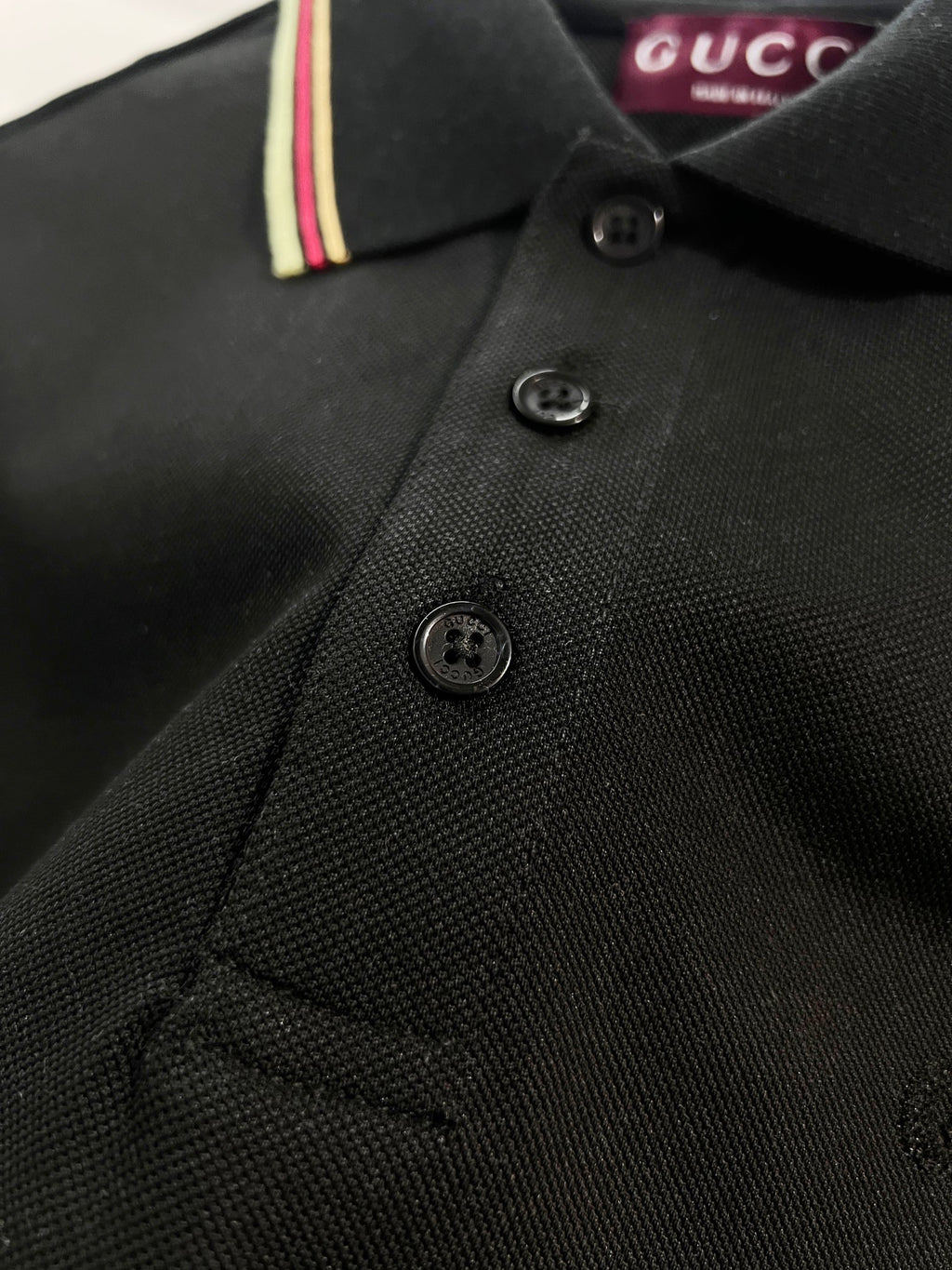 Gucci black polo shirt button placket with striped collar edge