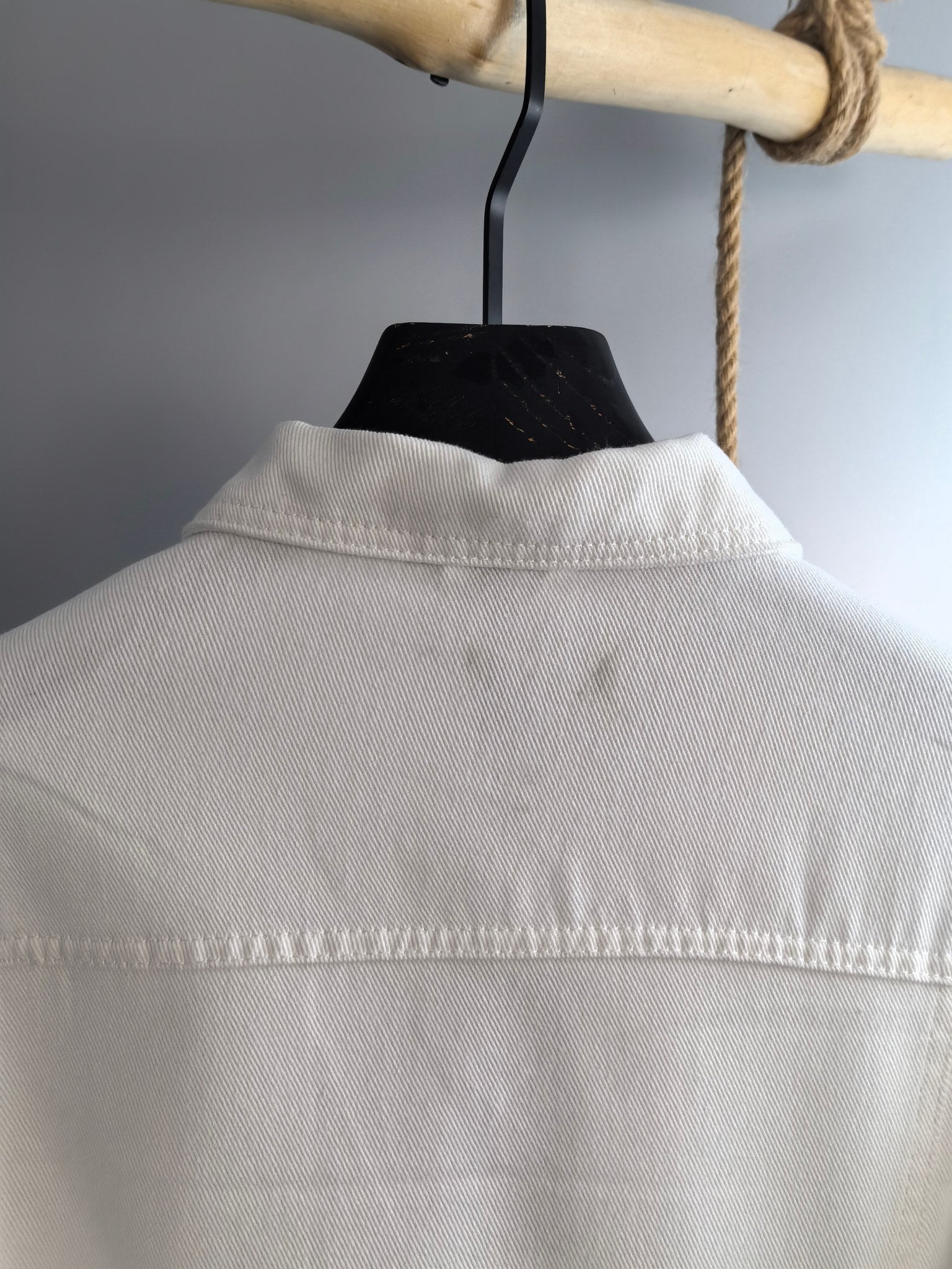 Burberry long-sleeve jacket white with raised back collar and stitched yoke seam