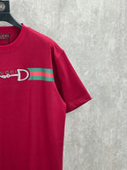 Gucci red T-shirt sleeve and chest stripe logo detail