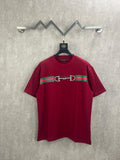Gucci red short-sleeve T-shirt with green and pink stripe logo on chest