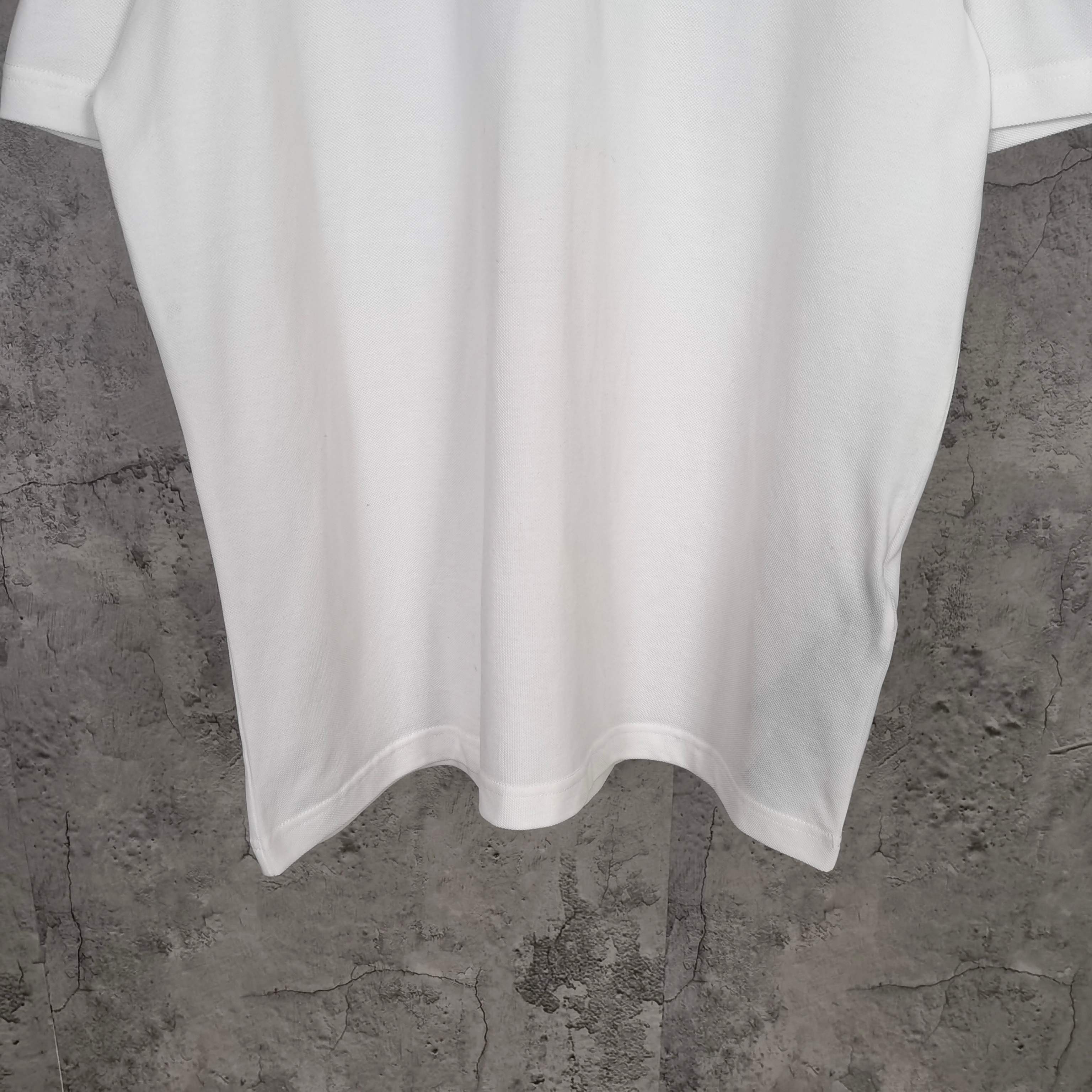 Balenciaga short in white fabric with curved hem