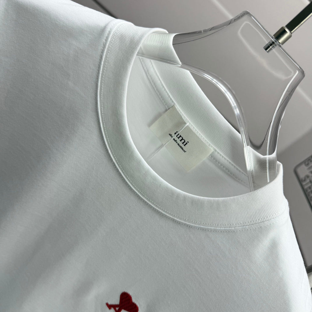 Amiri white T-shirt crew neck with ribbed collar and small size tag