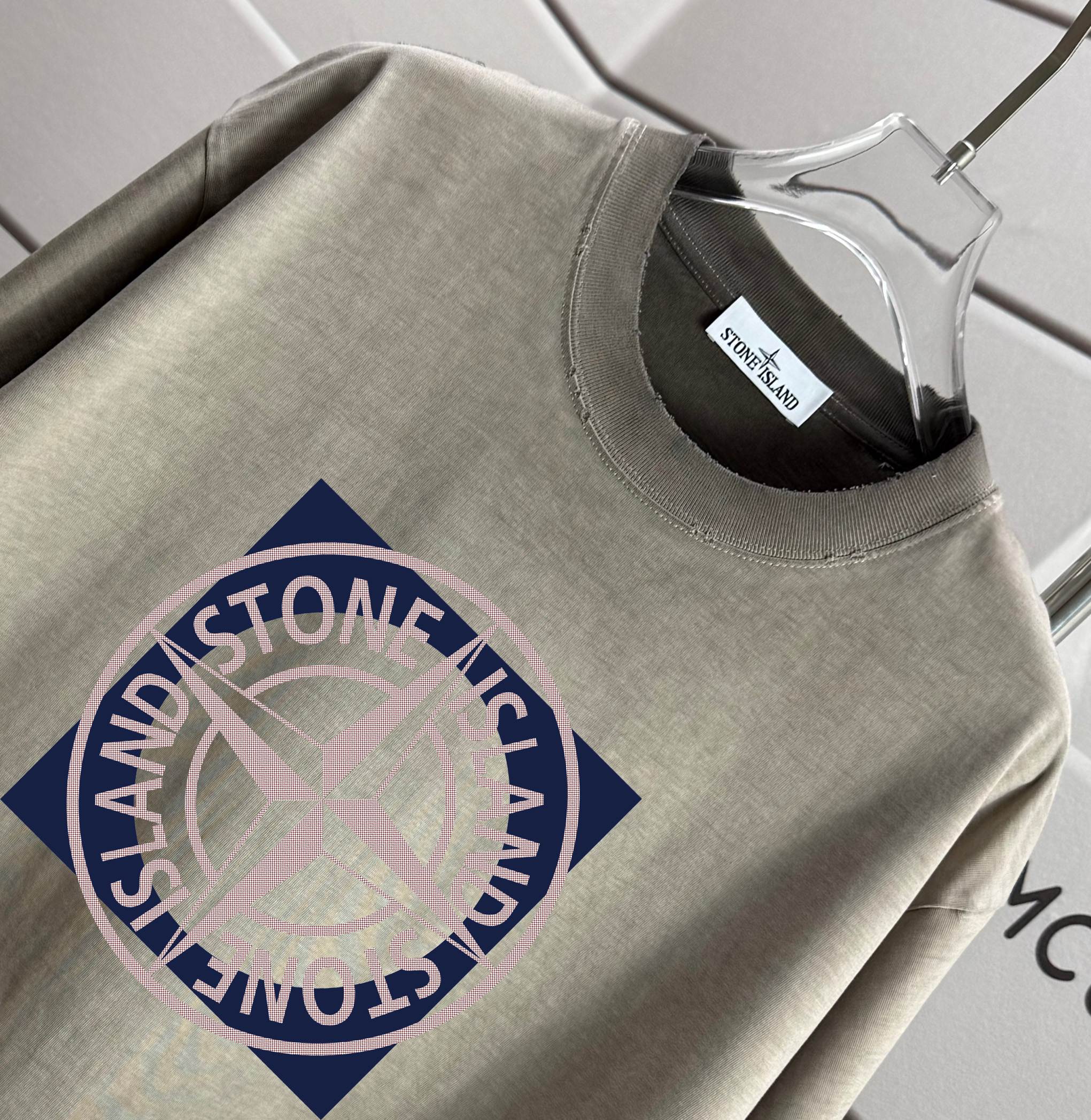 Clothes Stone Island