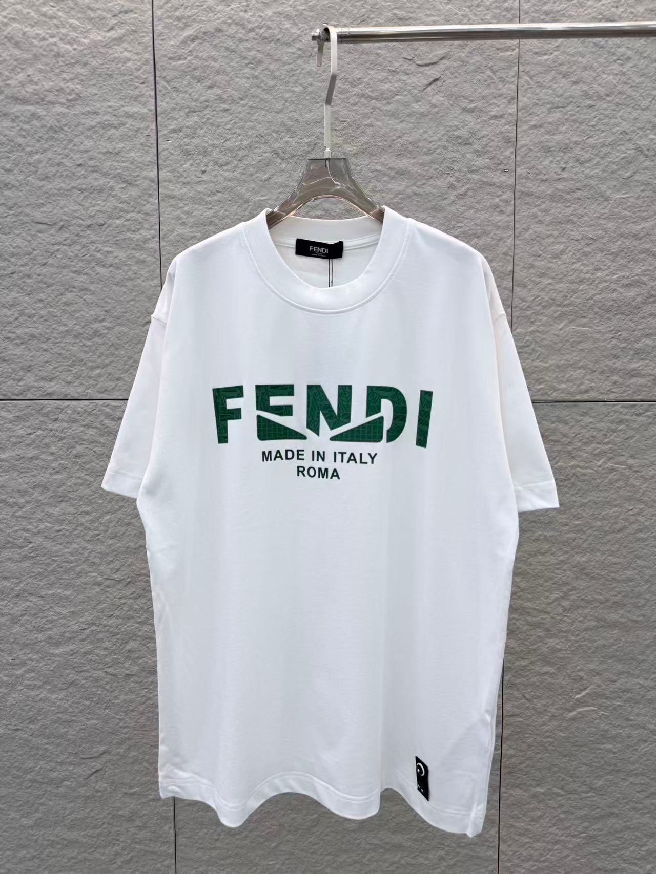 Clothes Fendi short