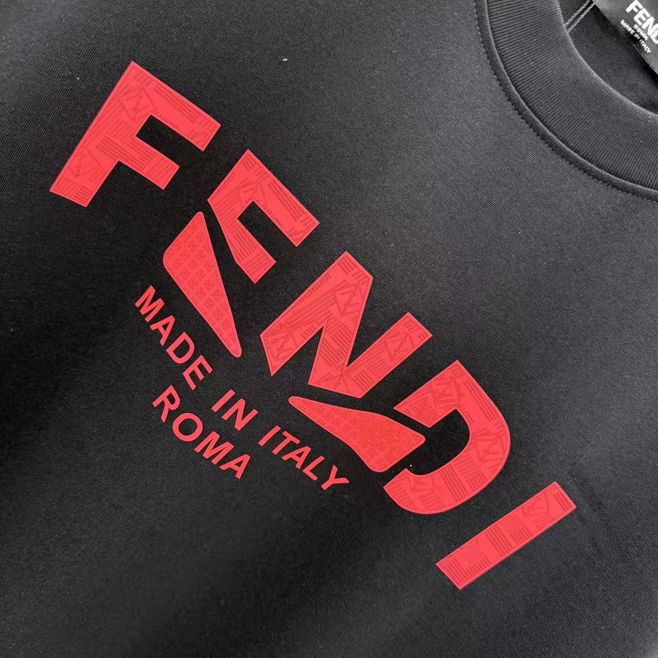 Clothes Fendi short