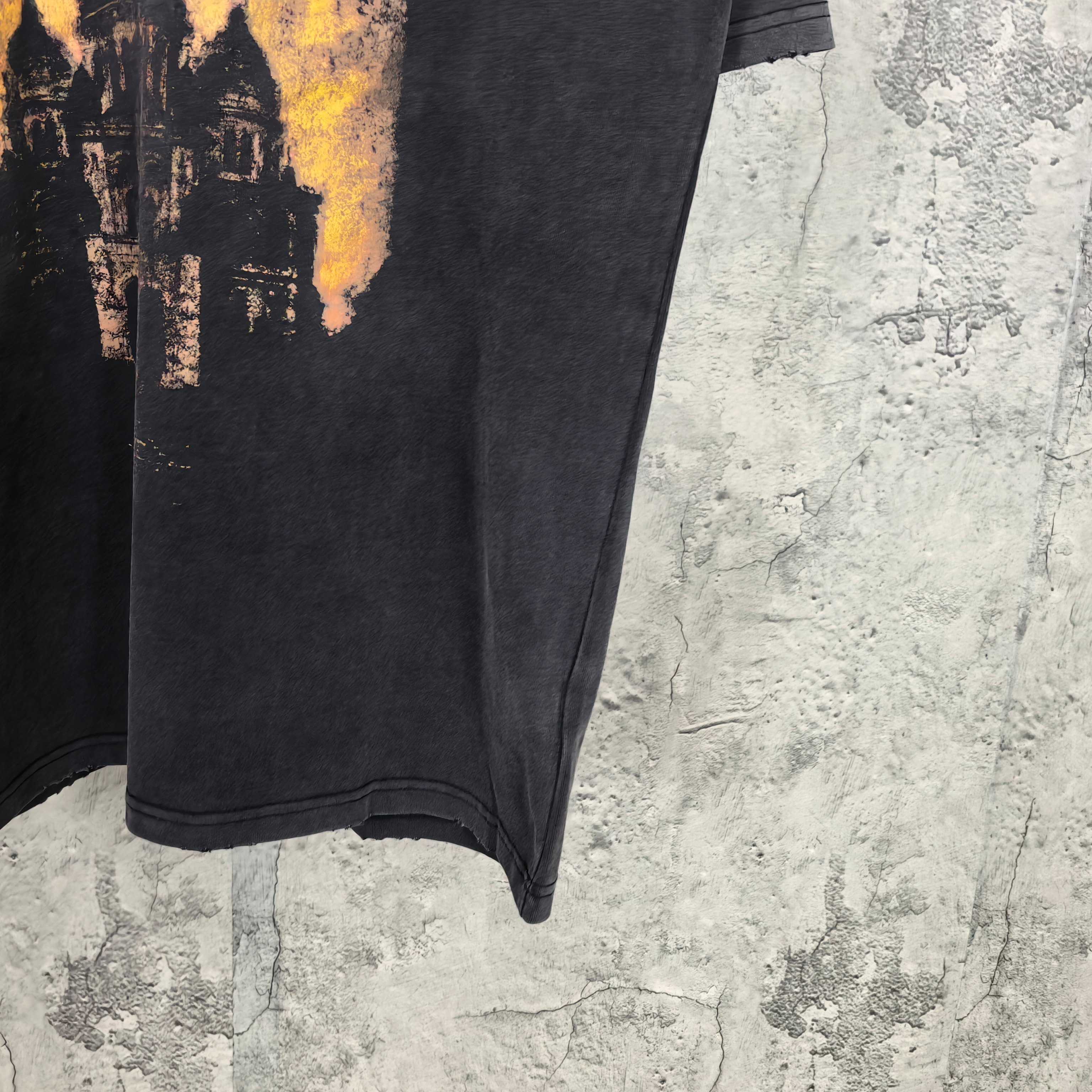 Black short with straight hem and stitched edge