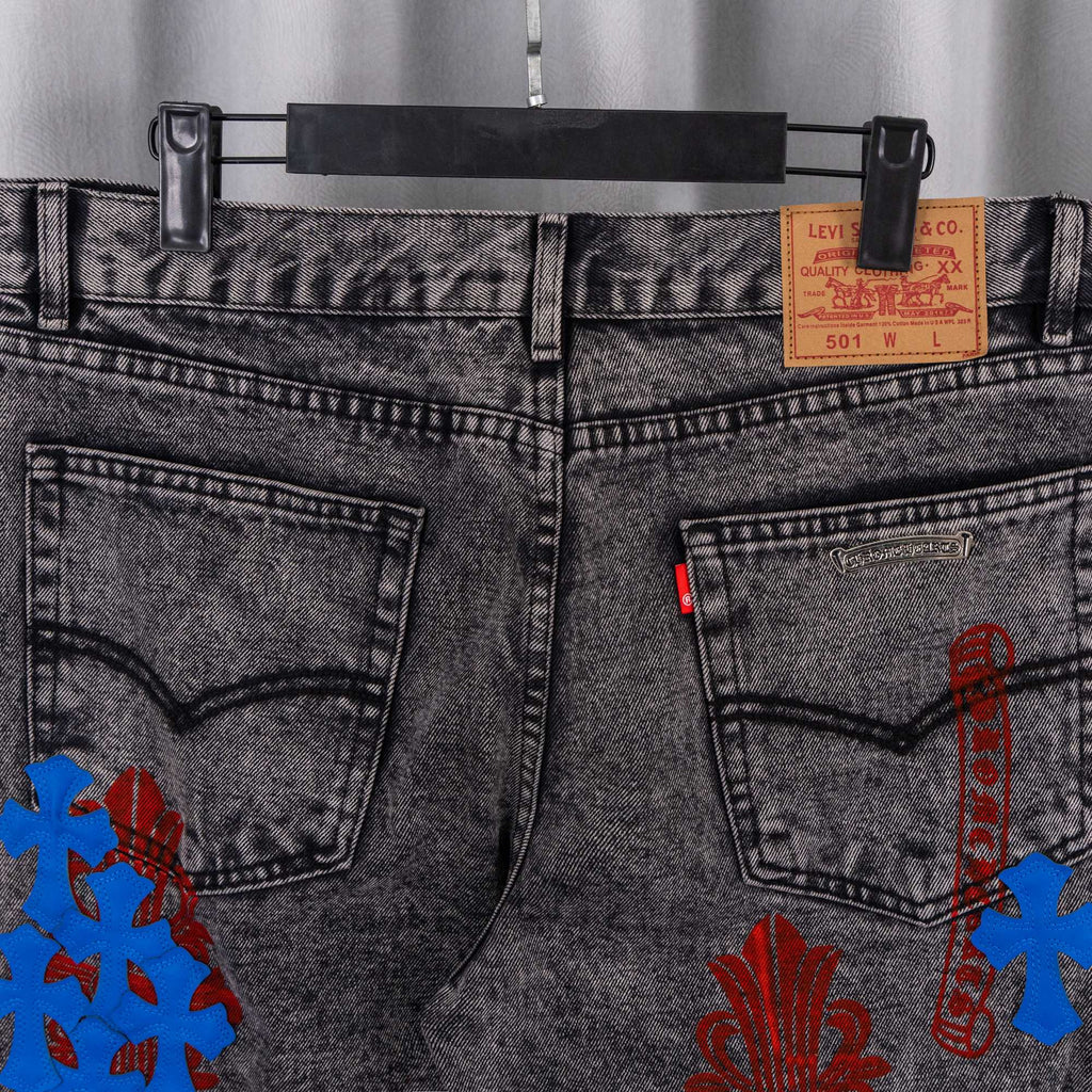 Dark gray denim pants with front pockets and Levi's 501 label
