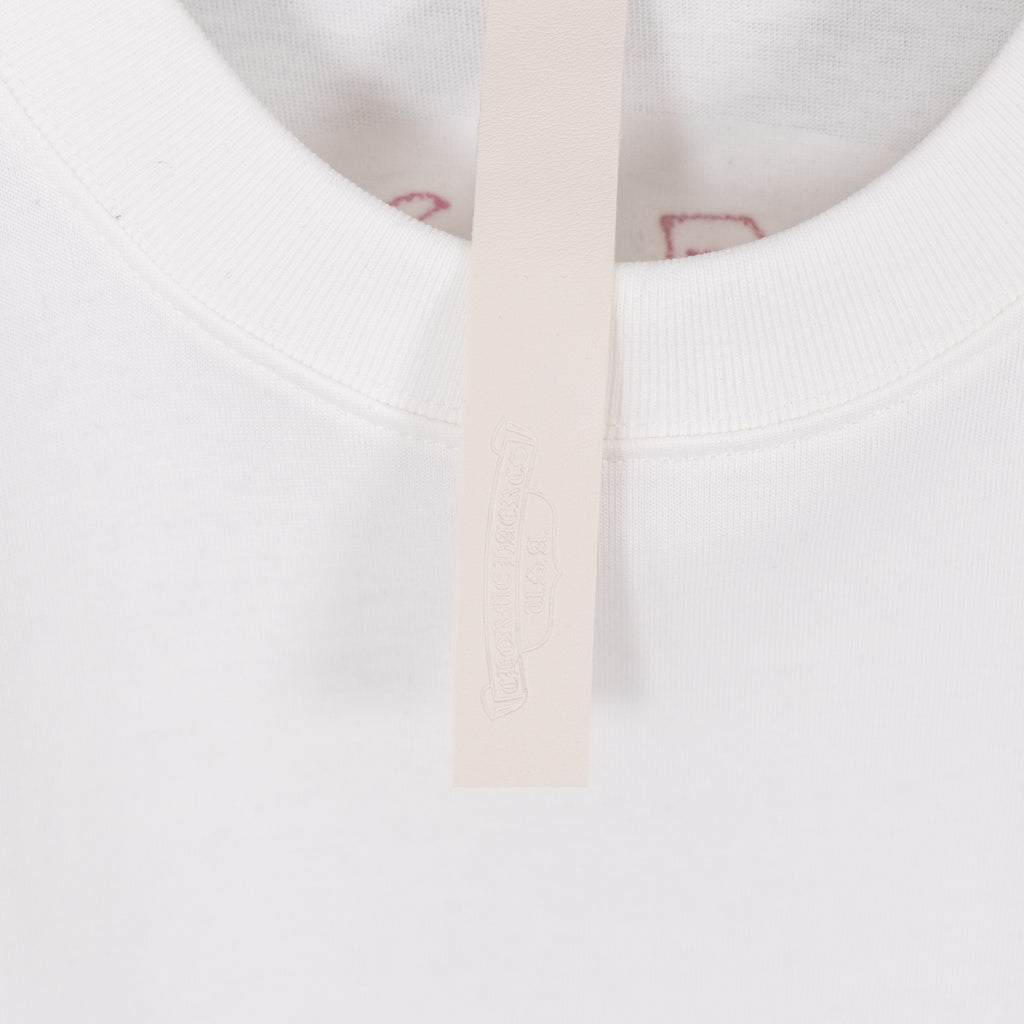 White T-shirt crew neck with interior neck seam and label