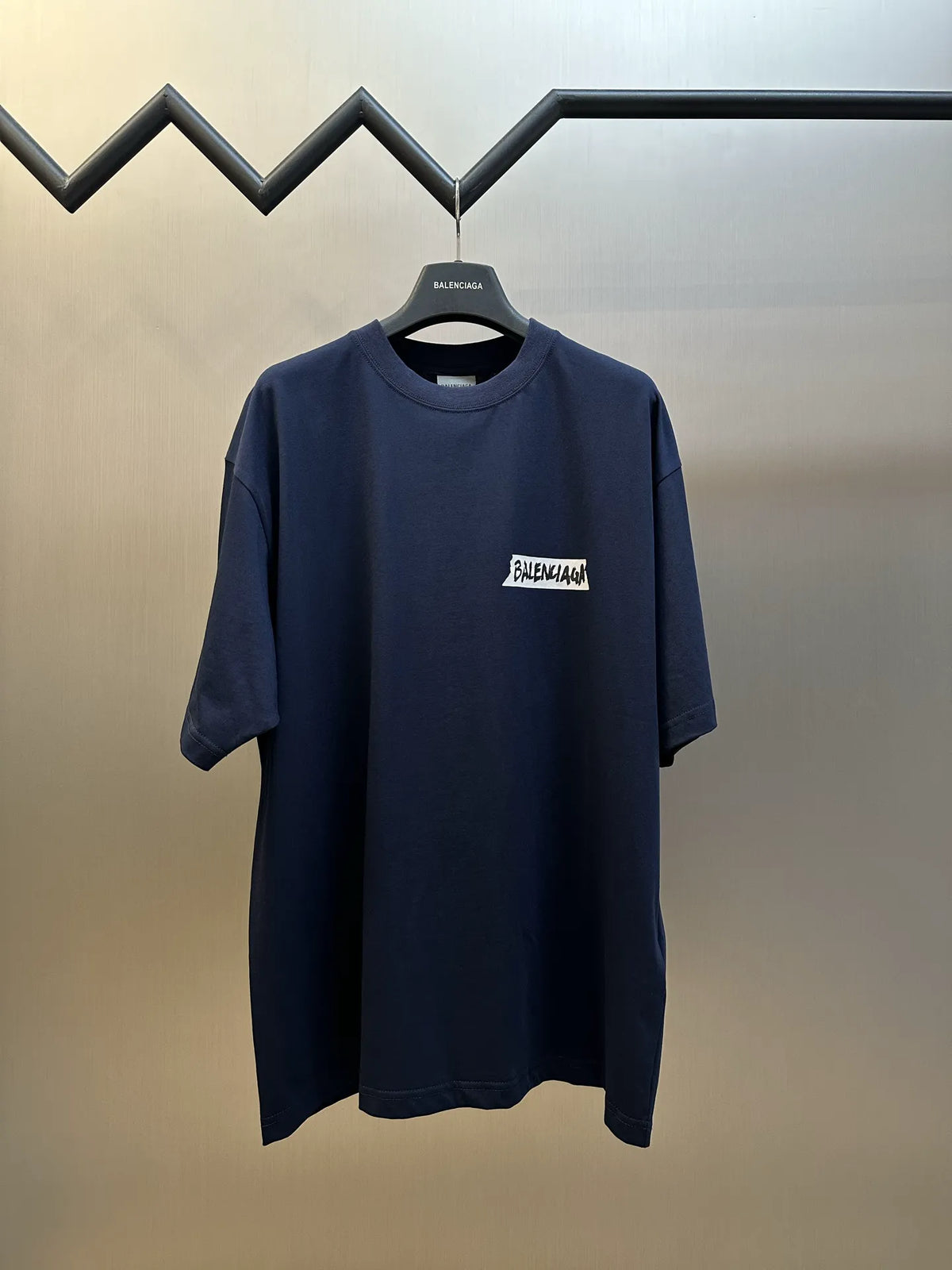 Navy Balenciaga short-sleeve T-shirt with chest logo print