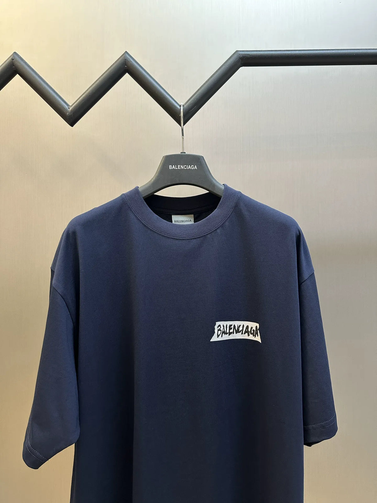 Navy Balenciaga crewneck short-sleeve T-shirt with front logo patch