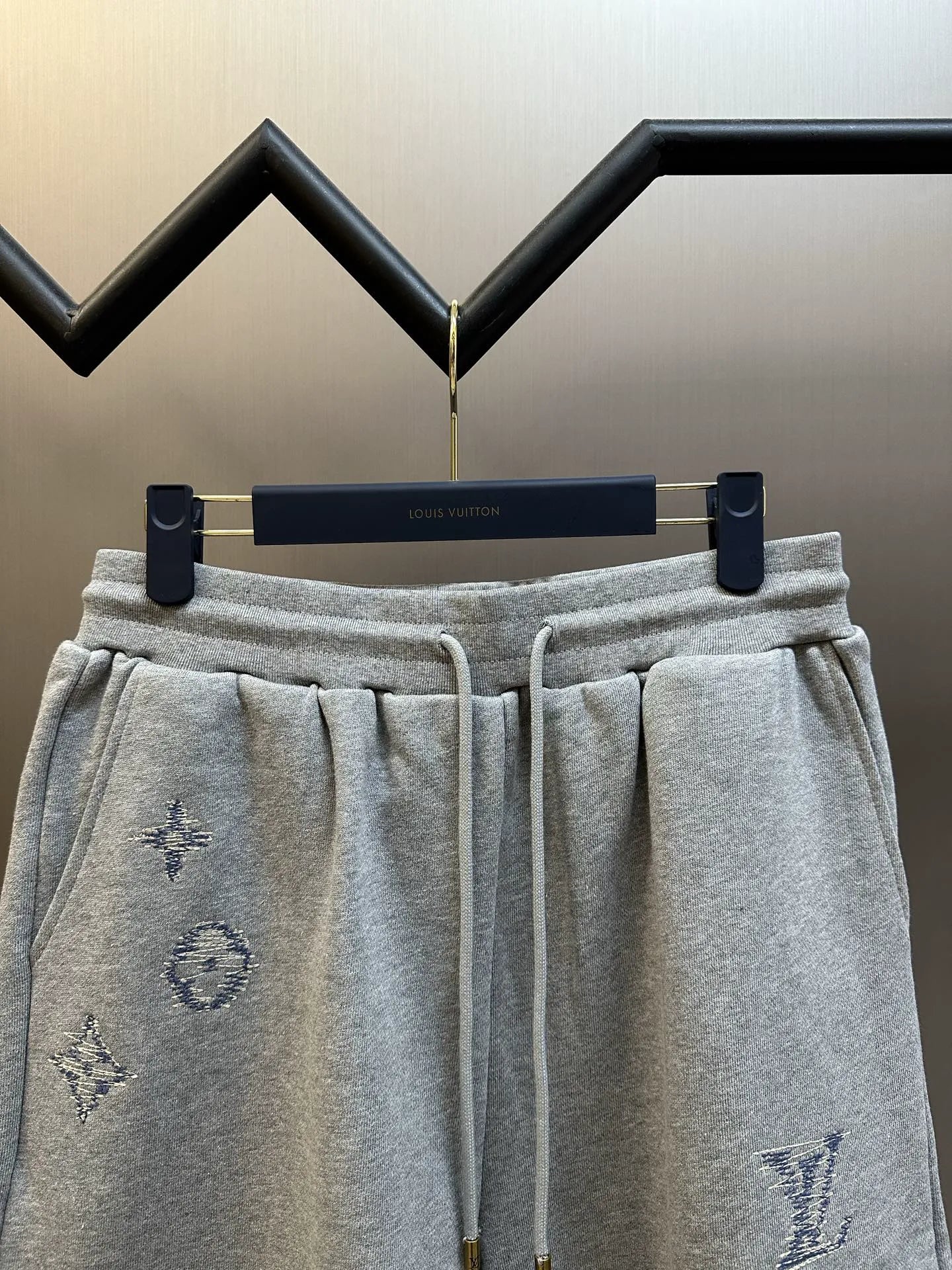 Clothes LV pants