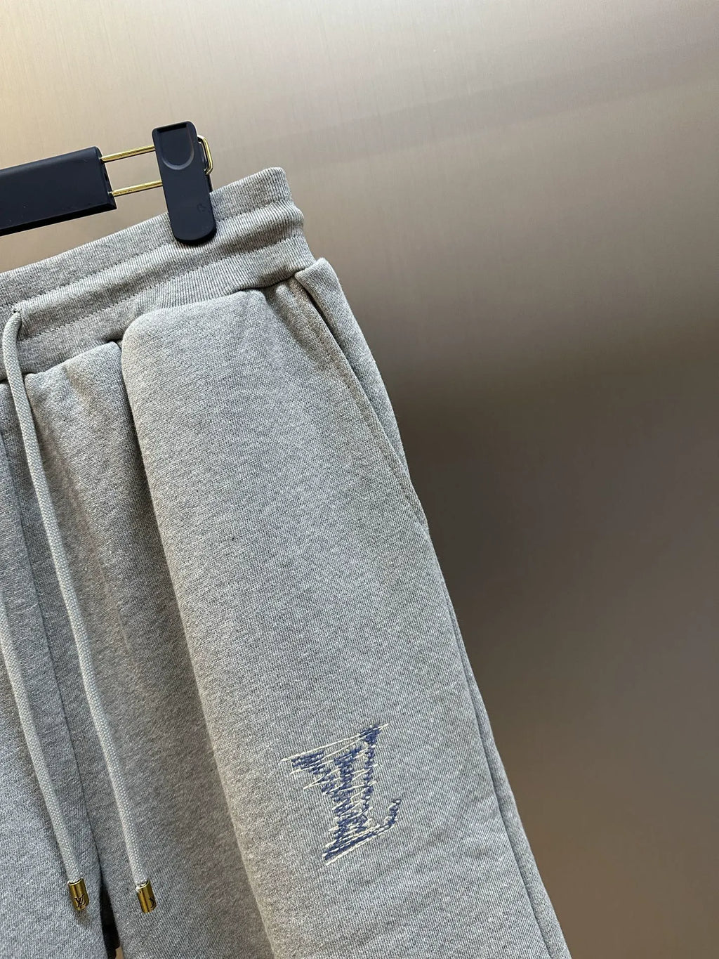 Clothes LV pants