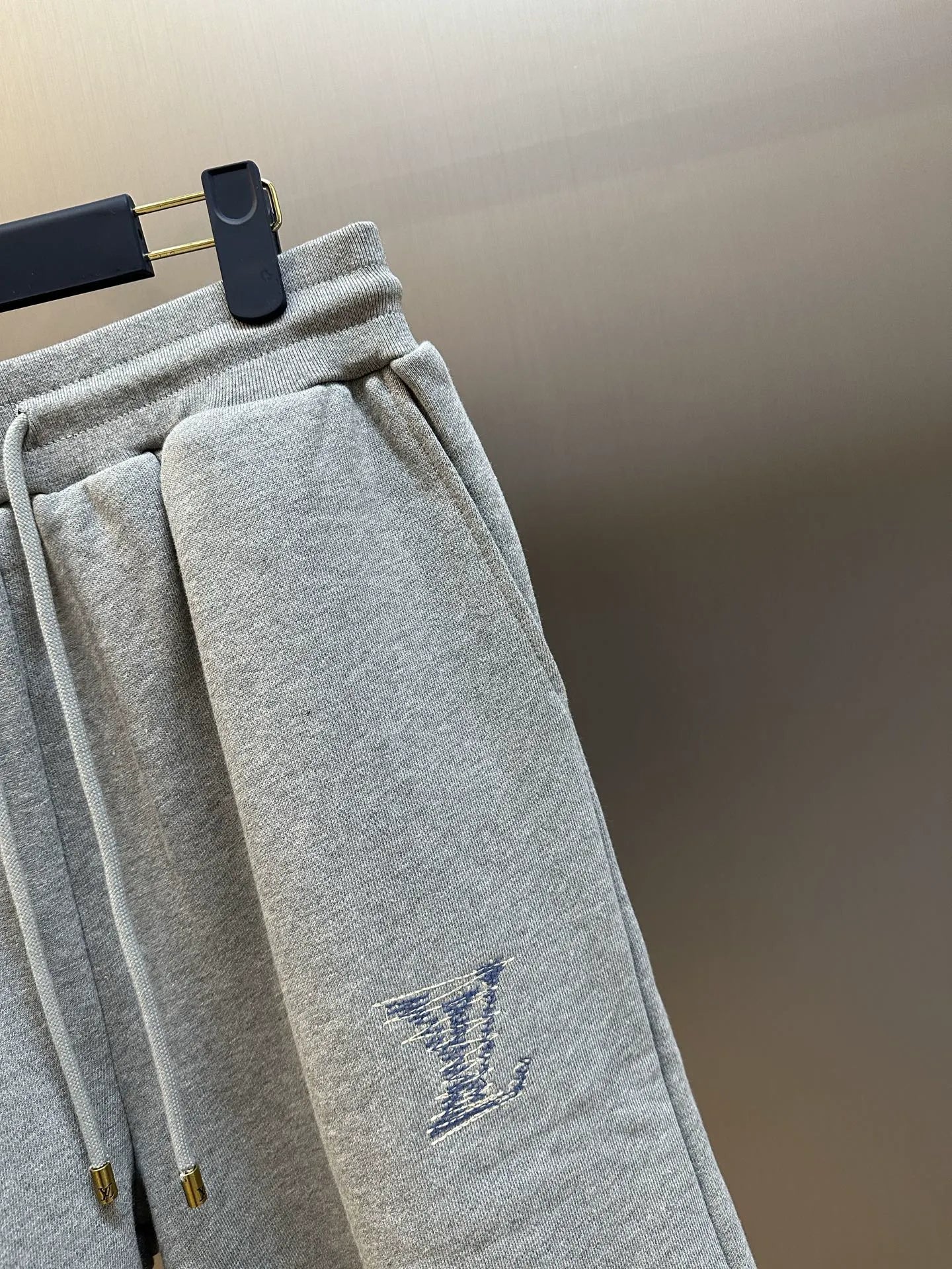 Clothes LV pants