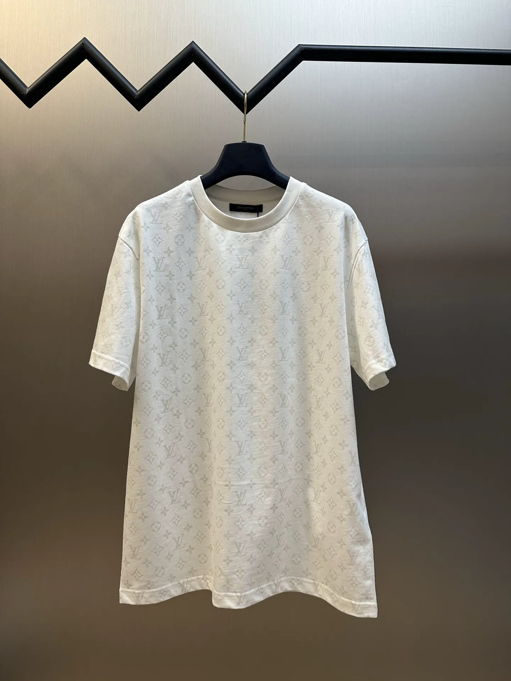 White short-sleeve T-shirt with all-over monogram pattern, crew neck