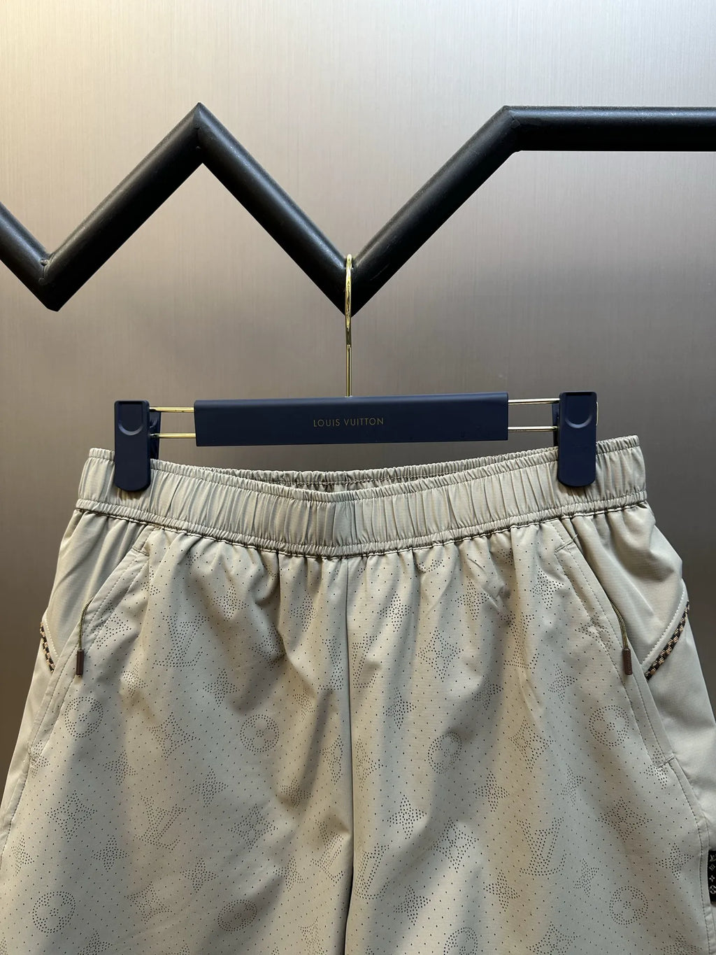 Clothes LV pants