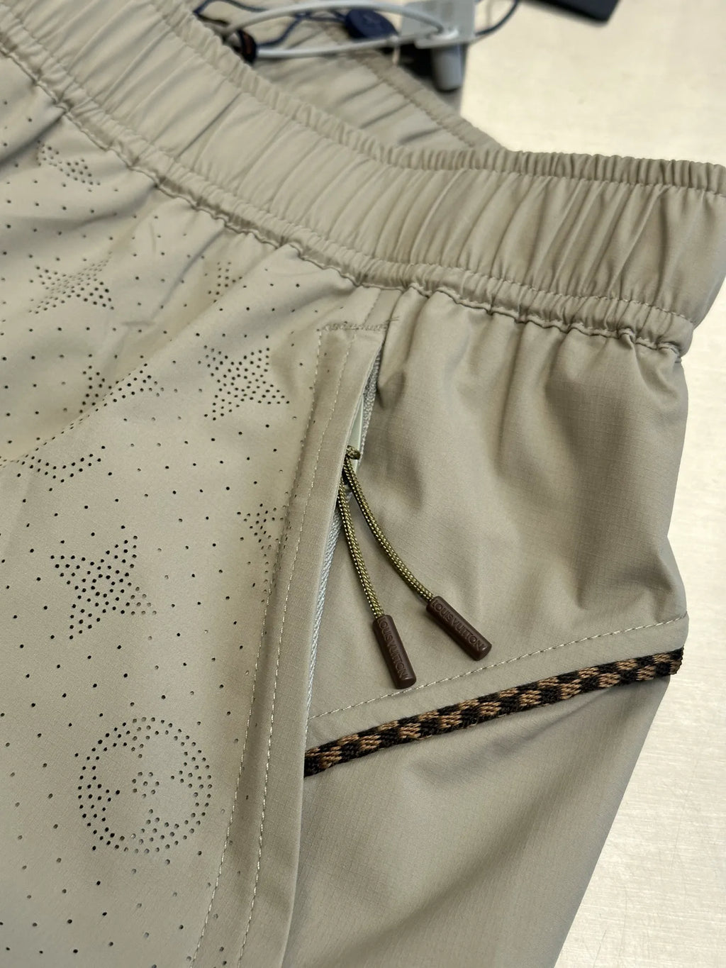 Clothes LV pants