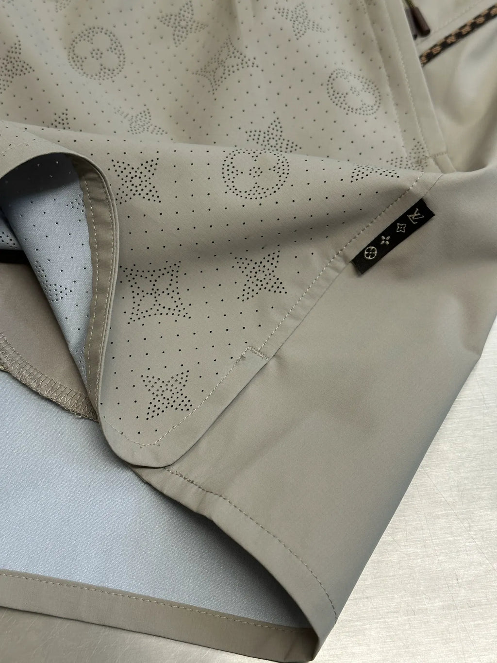 Clothes LV pants