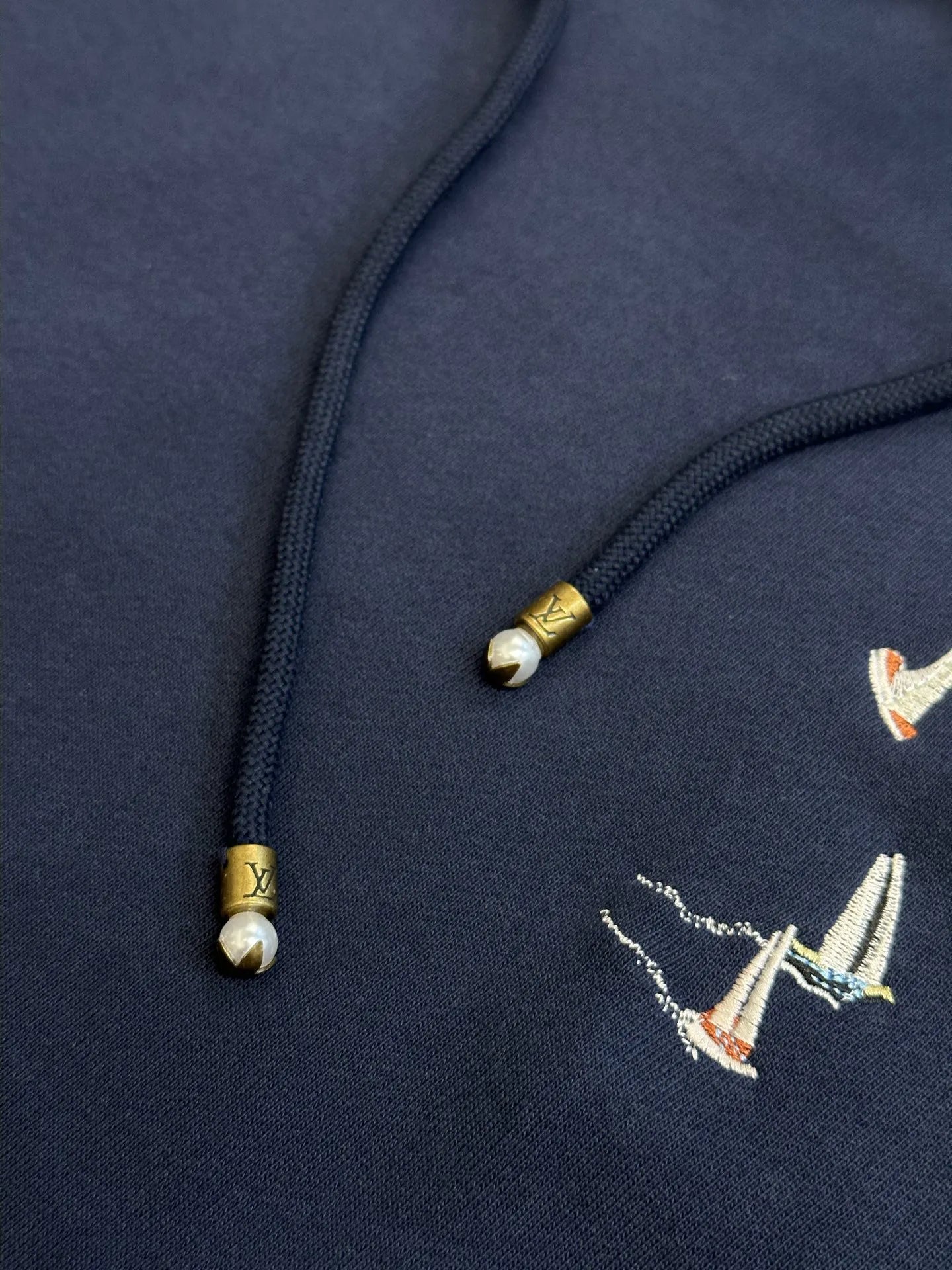 Clothes LV long