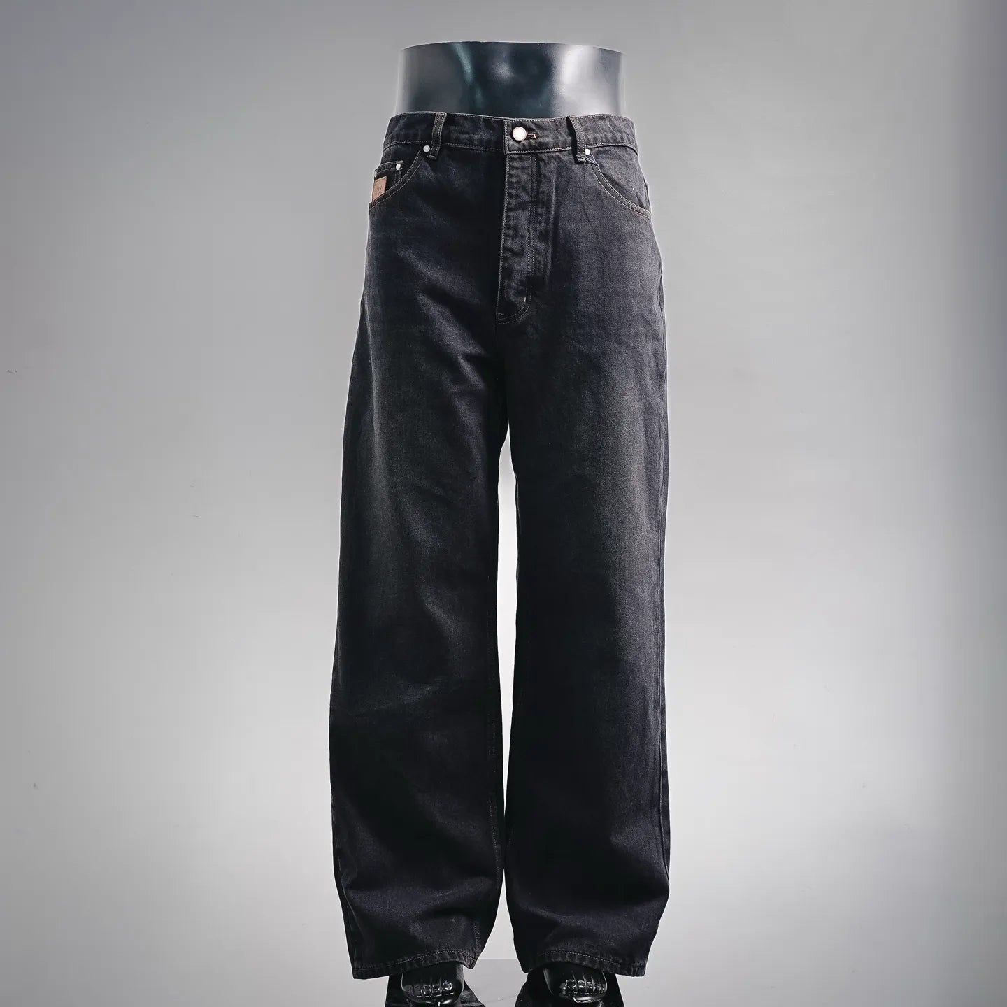 Clothes LV pants