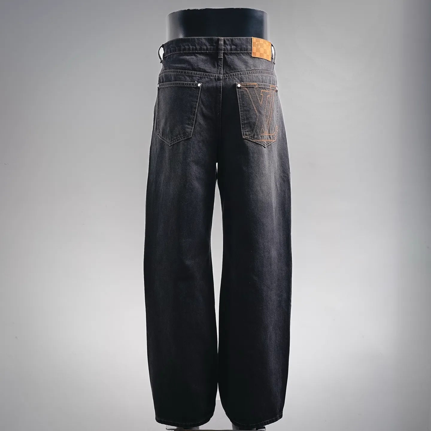 Clothes LV pants
