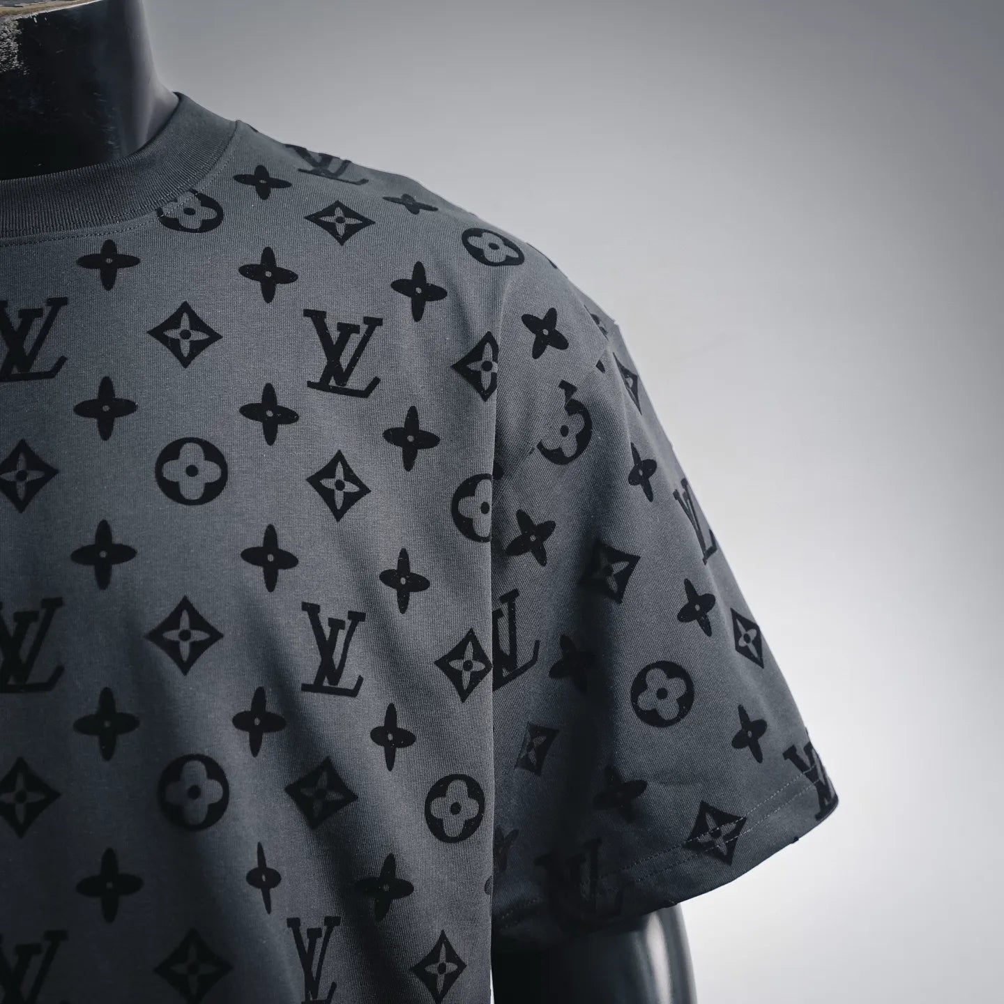 Louis Vuitton Clothes short